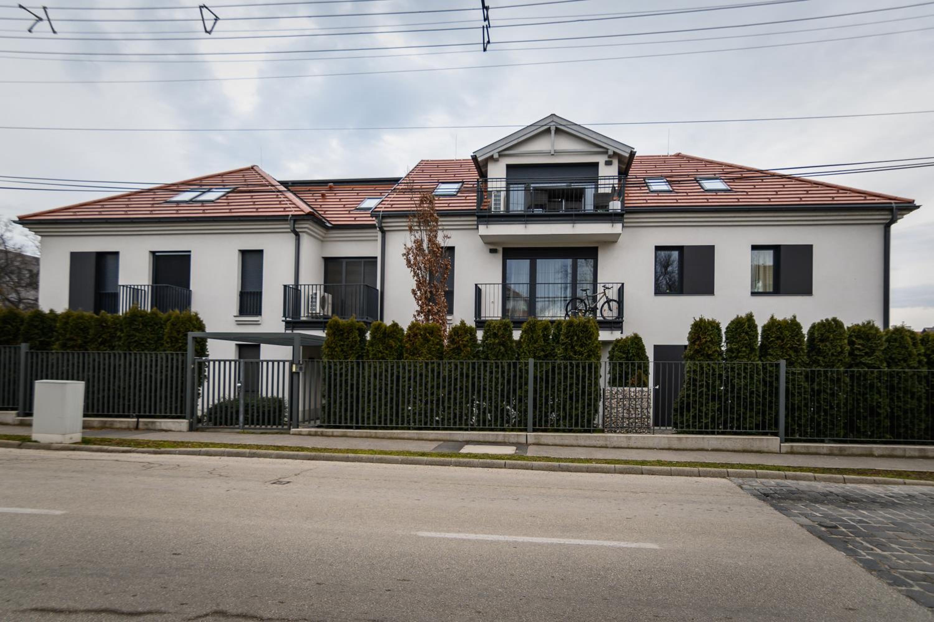 Perczel Apartman view 2