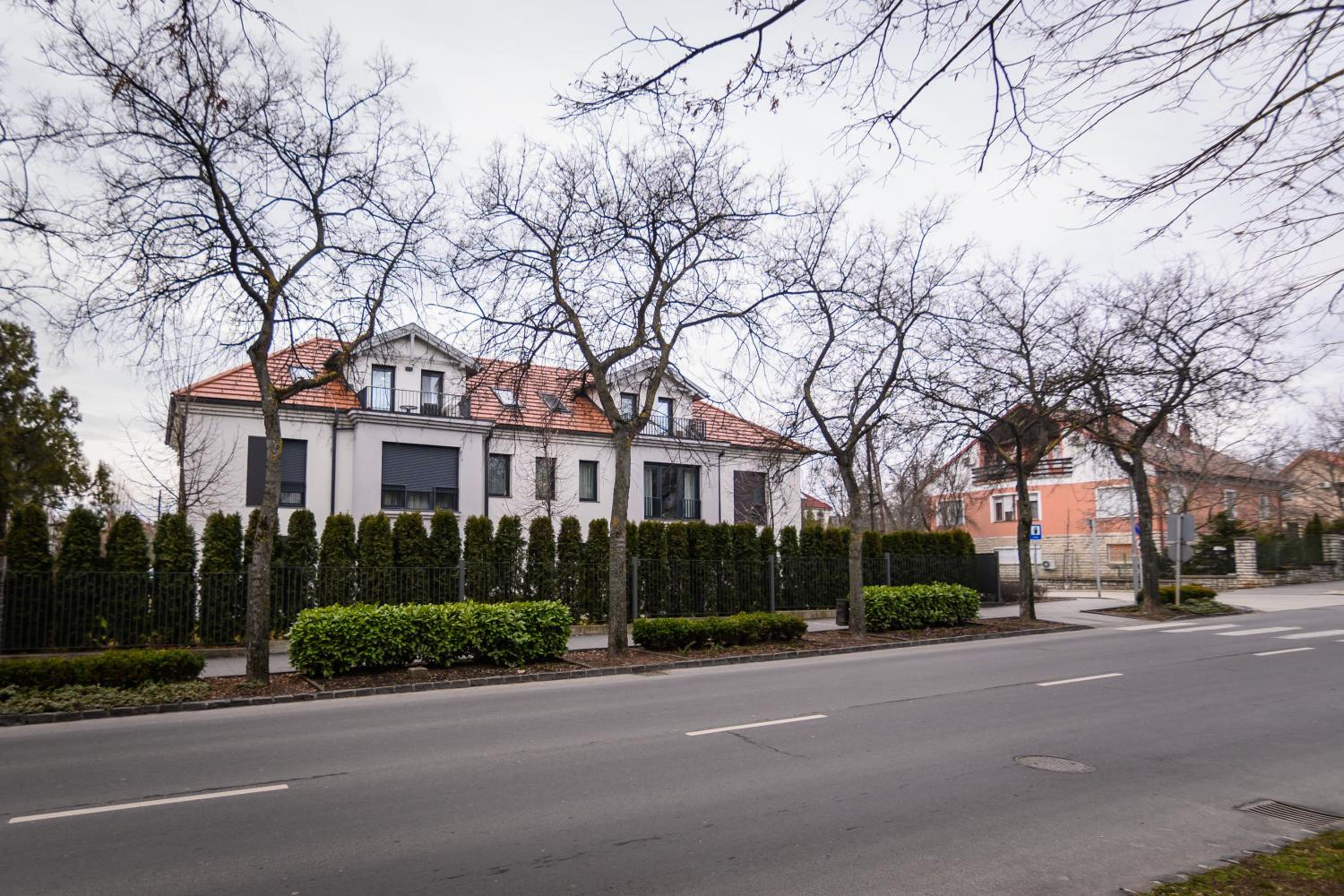 Perczel Apartman view 3