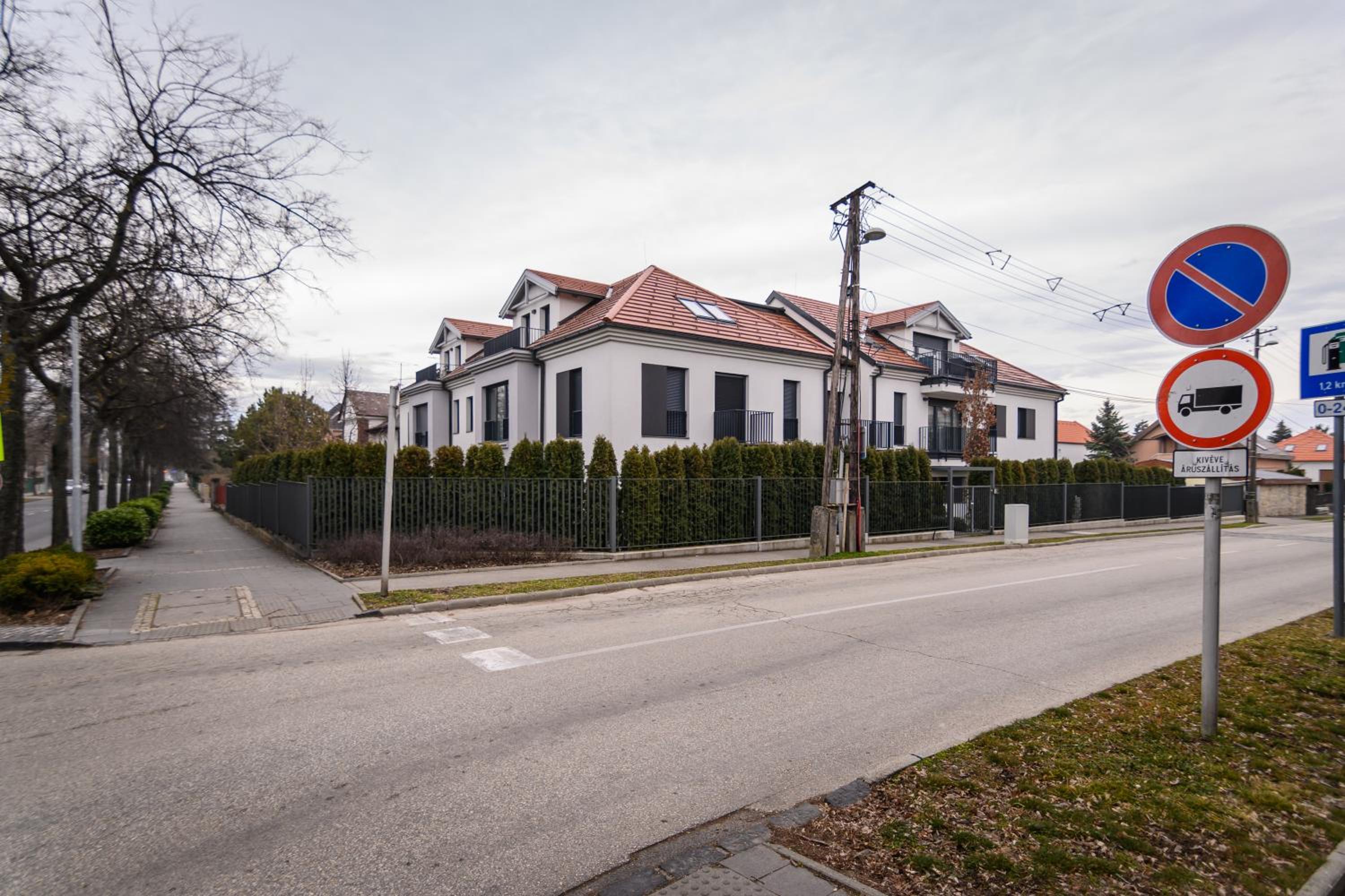 Perczel Apartman view 4