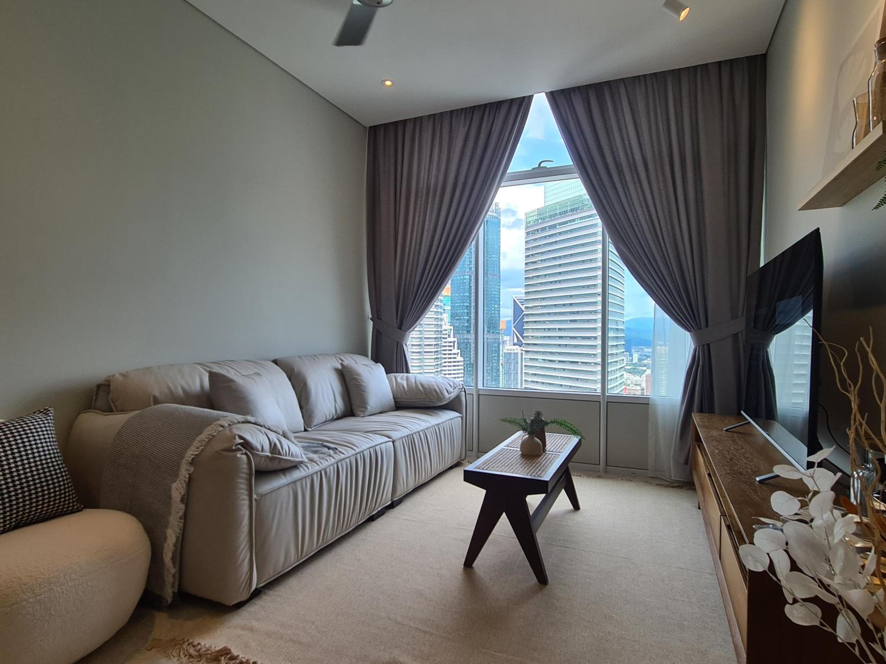 Sky Suites KLCC by Asiapex
