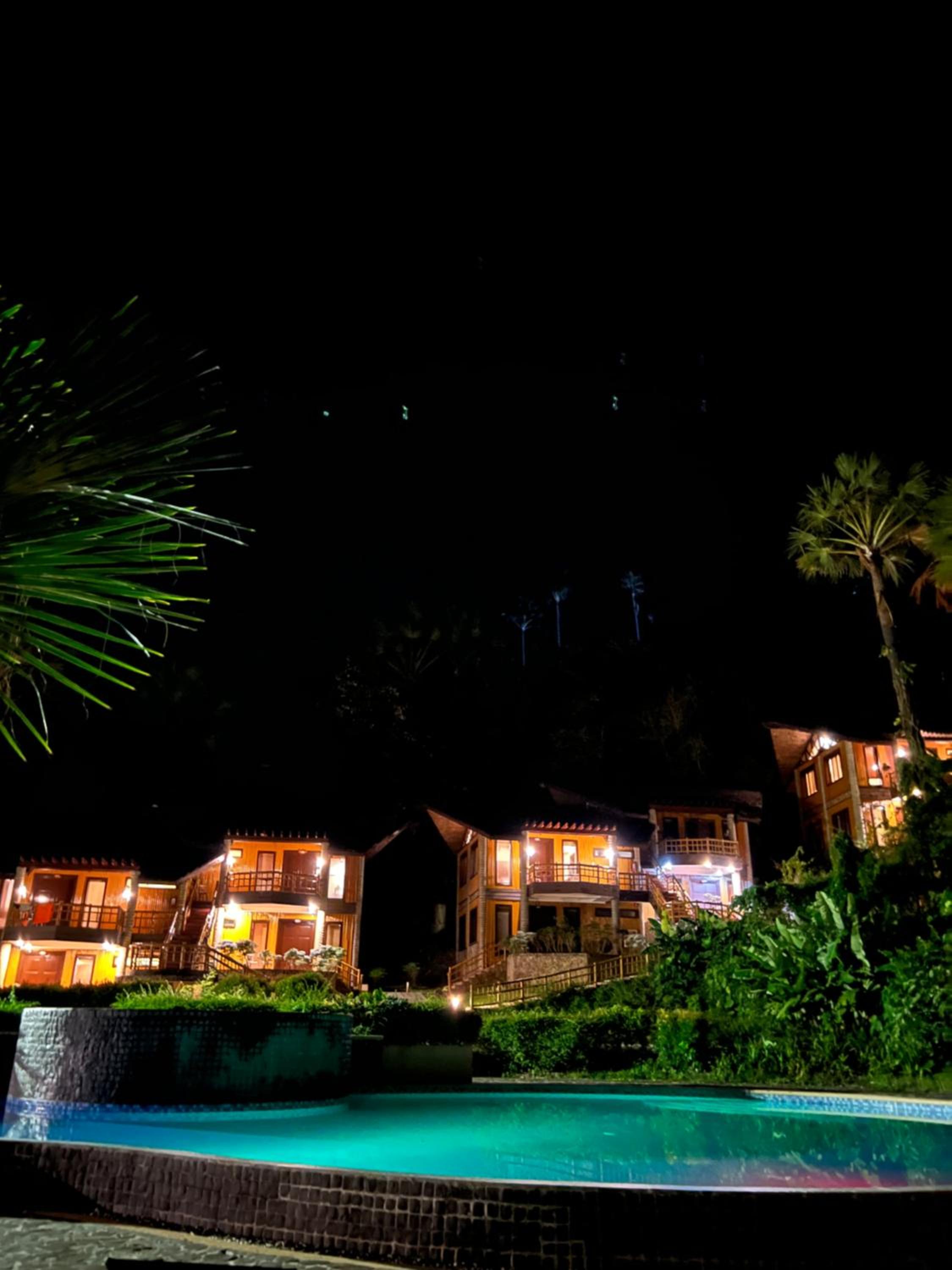 Fridays Puerto Galera
