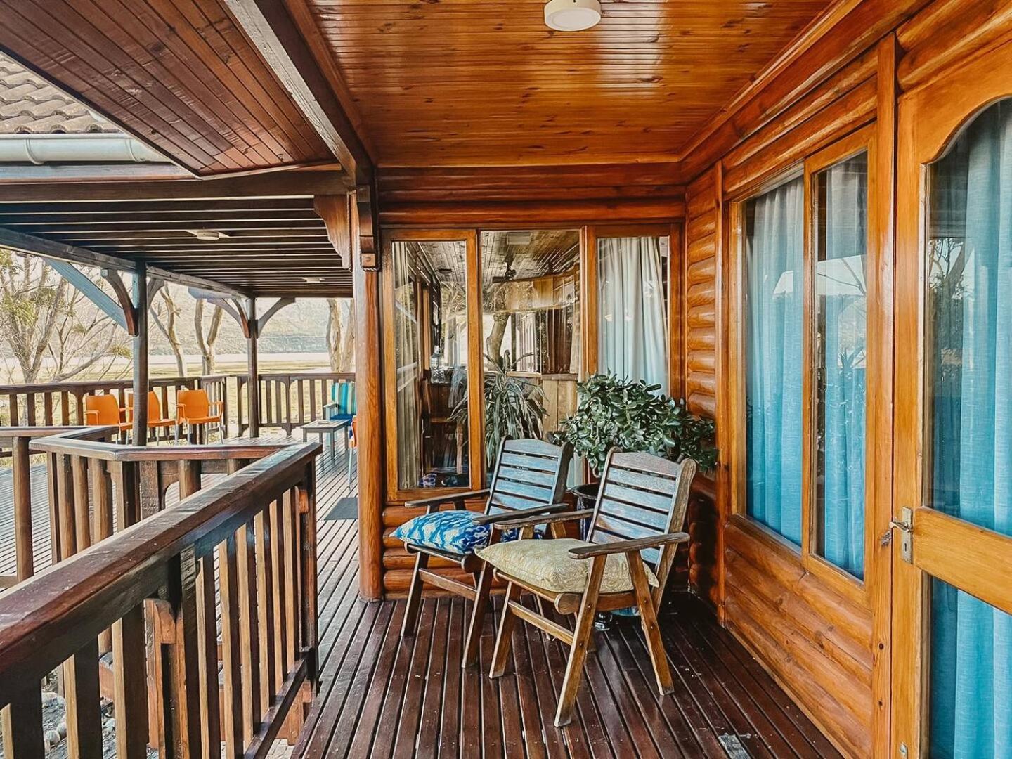 Oyster Creek Lodge