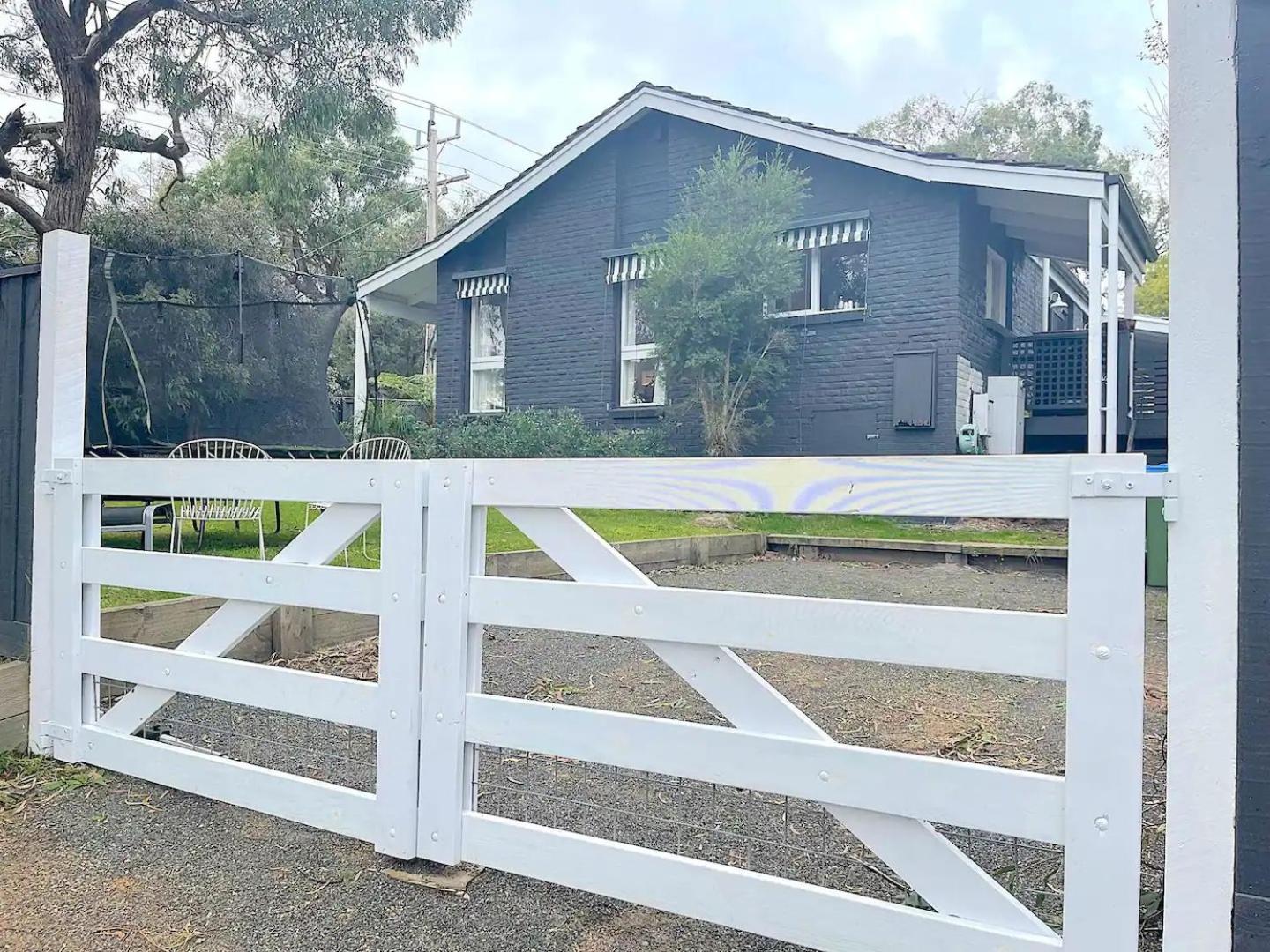 Red Hill Lane 5BedroomVineyard&RuralValleyViews