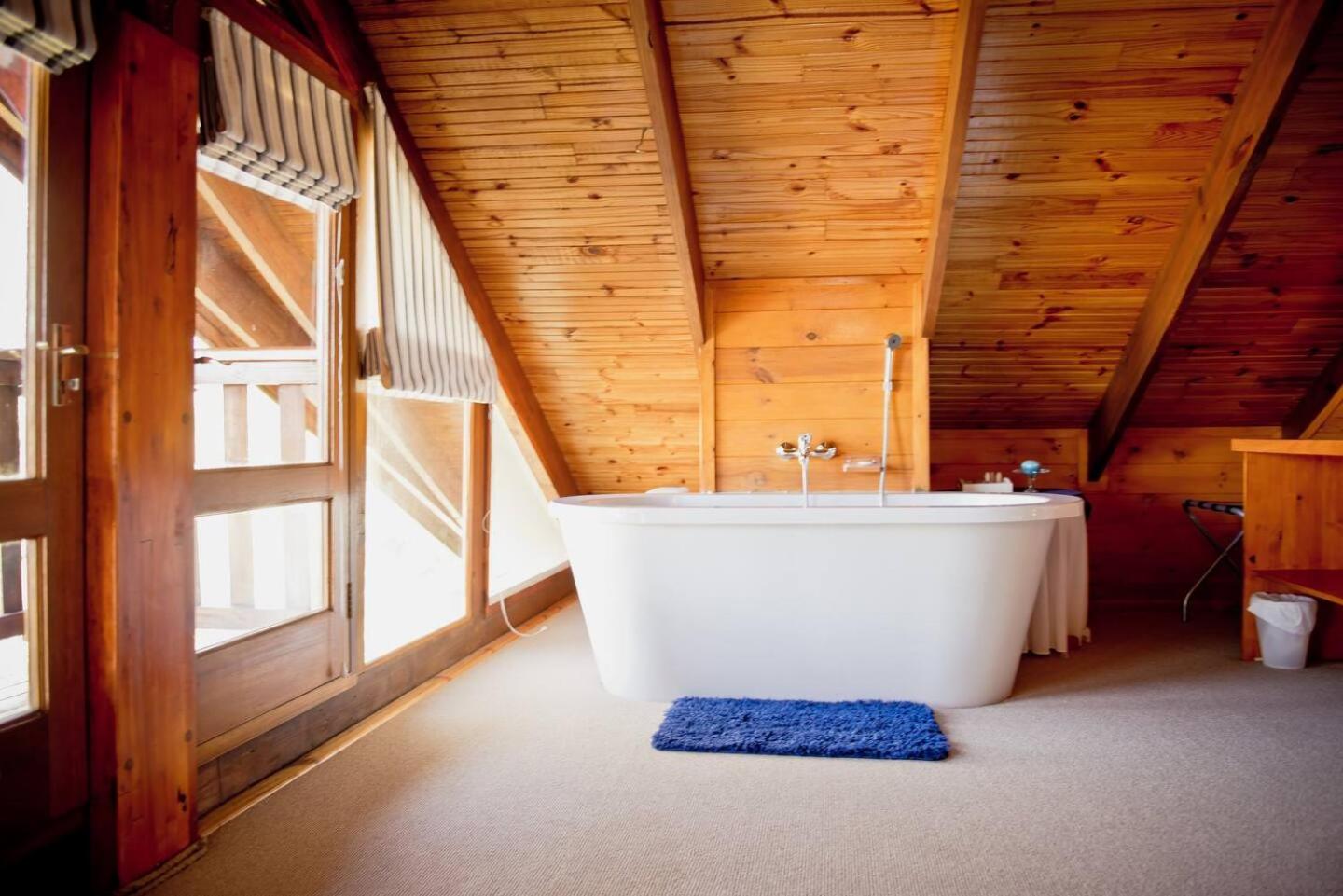 Oyster Creek Lodge