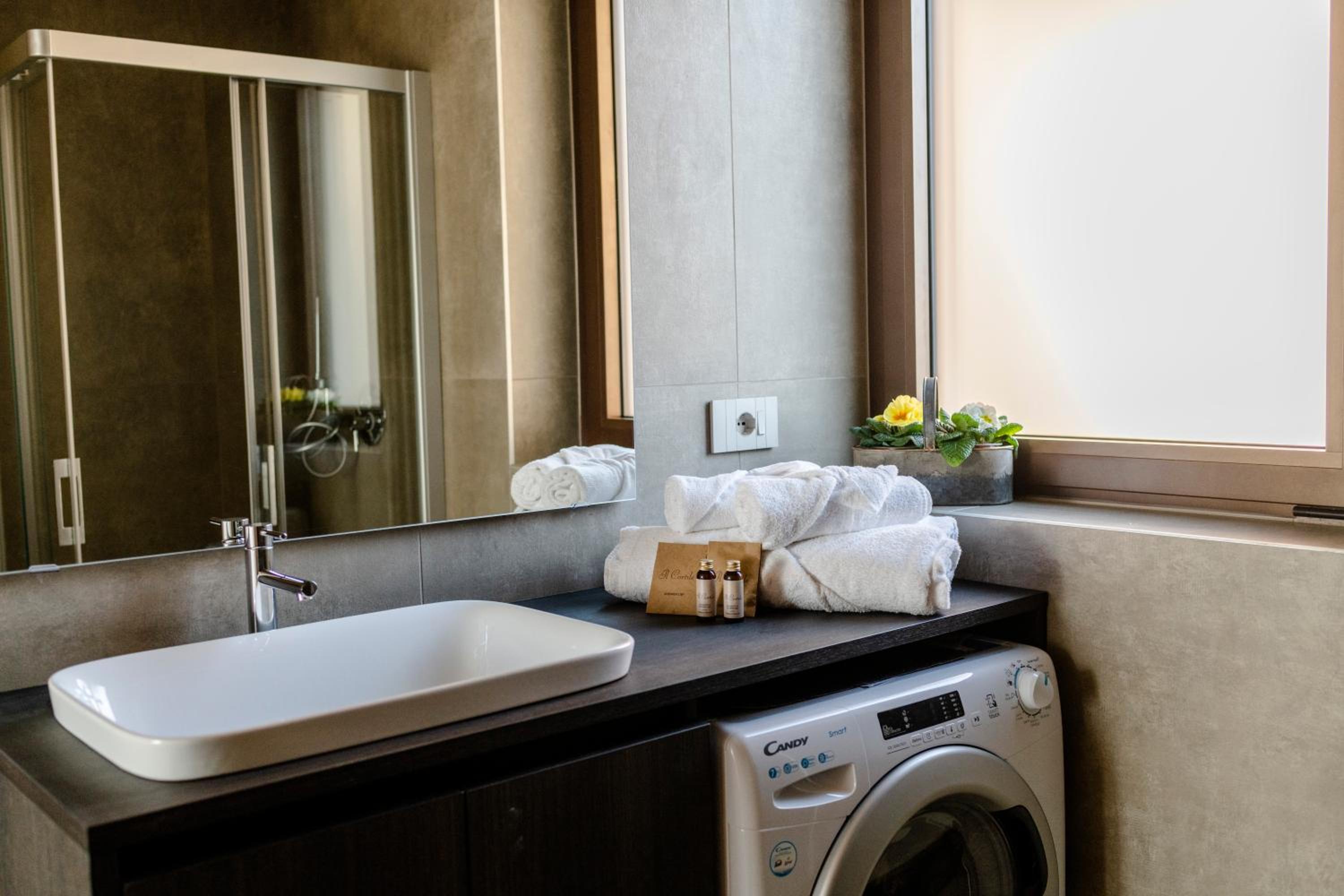 Il Cortile Suites