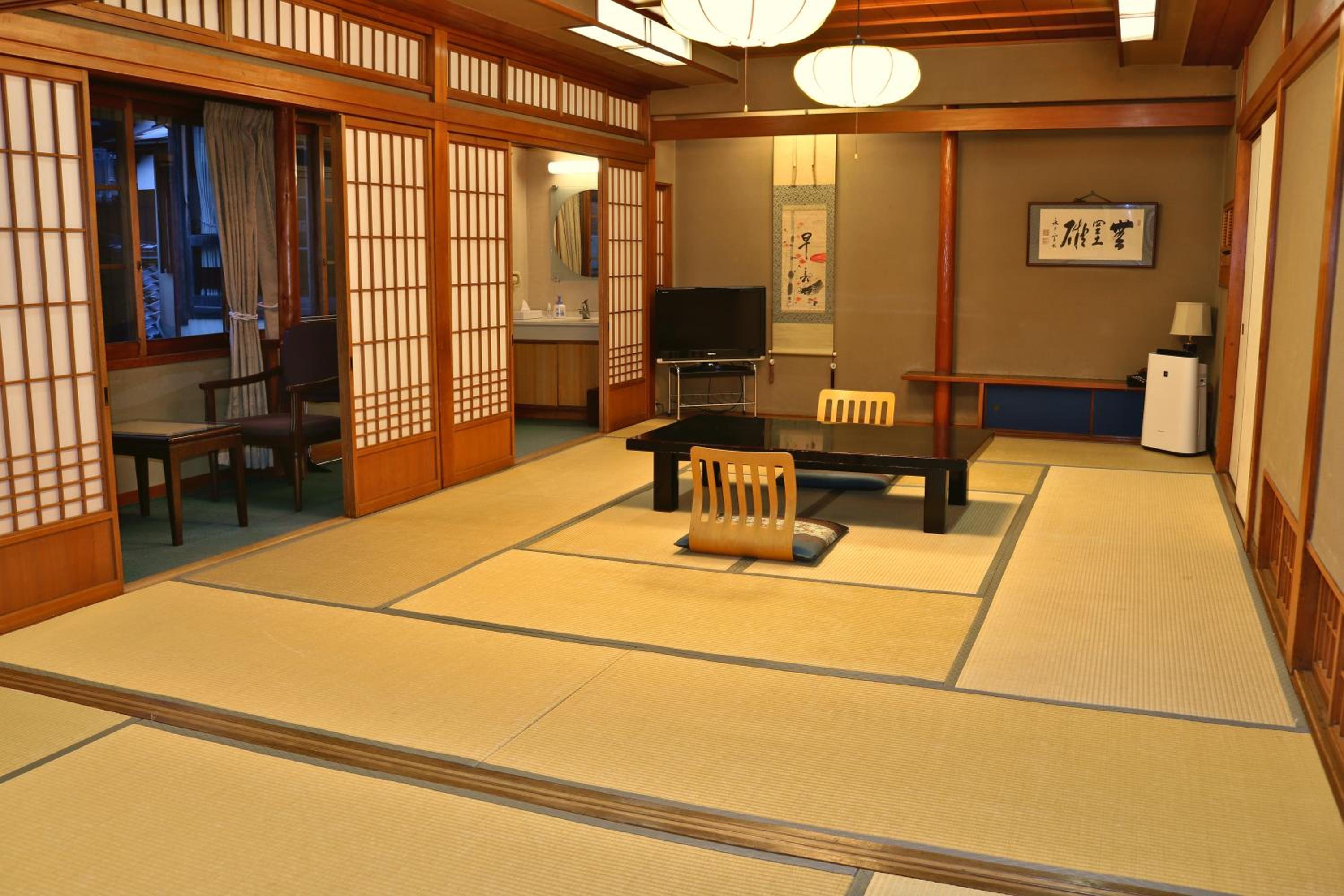 Tsutaya Ryokan