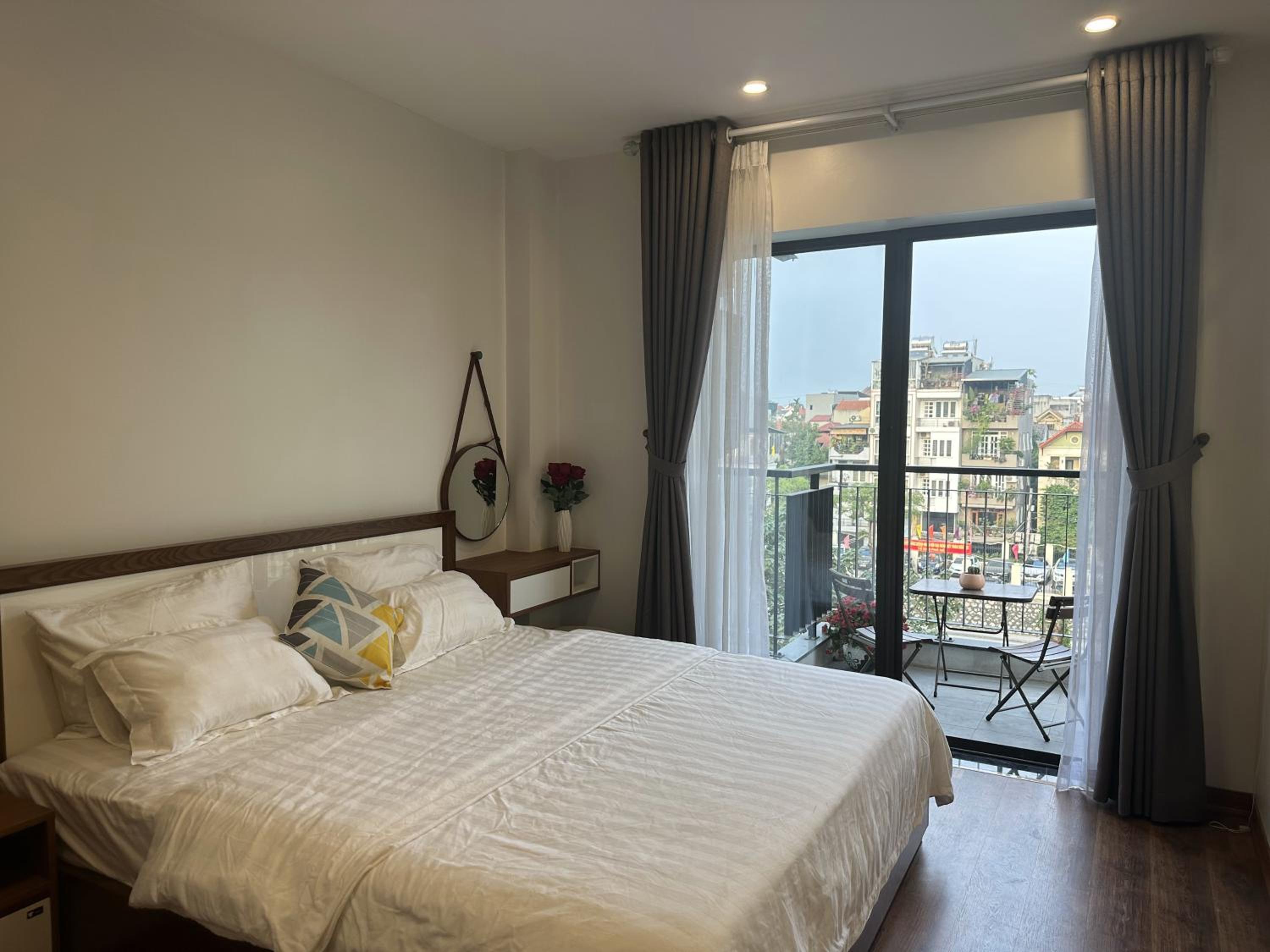 Luxe Paradise Residence Trinh Cong Son
