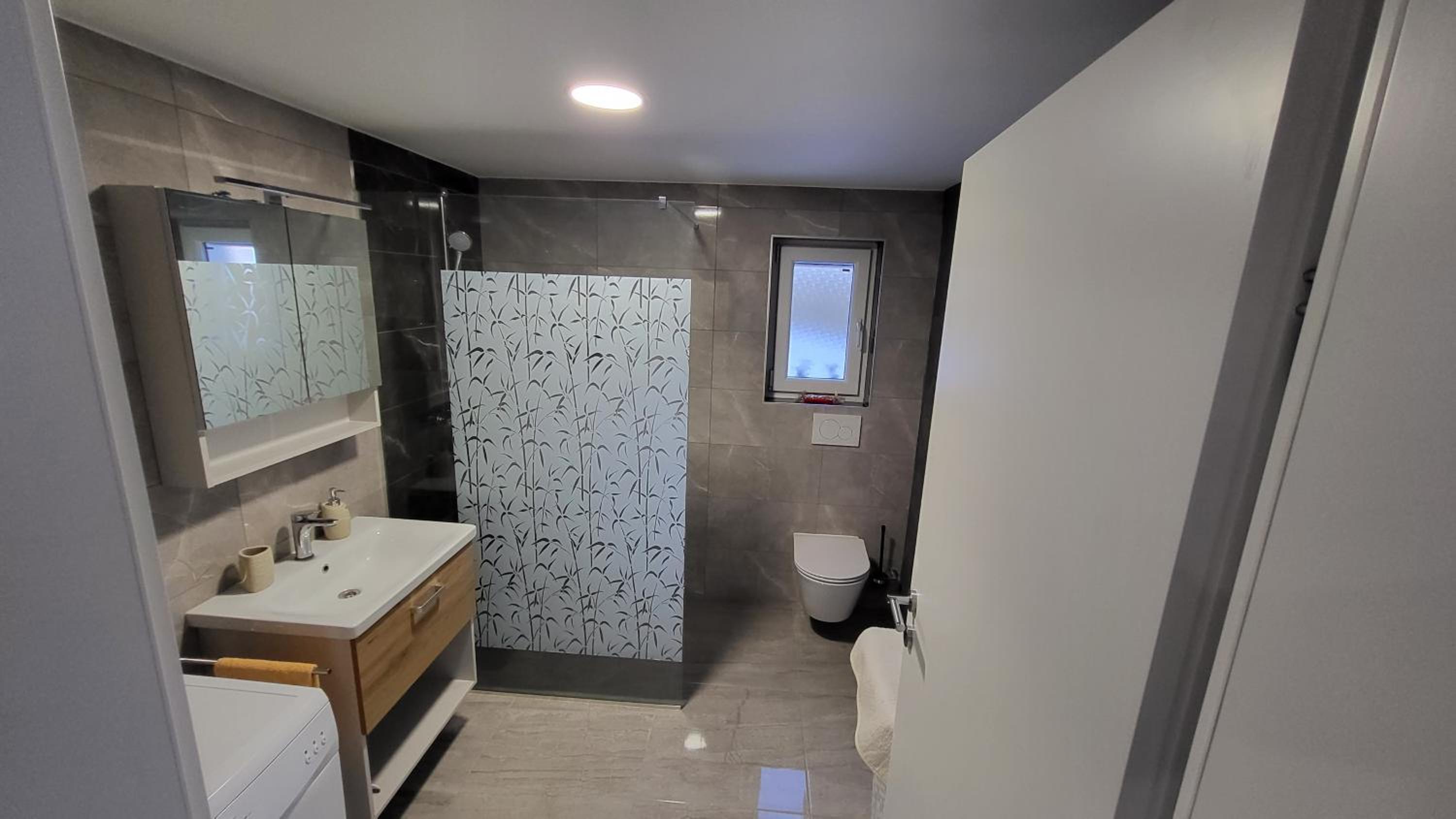 Apartma Lara view 3