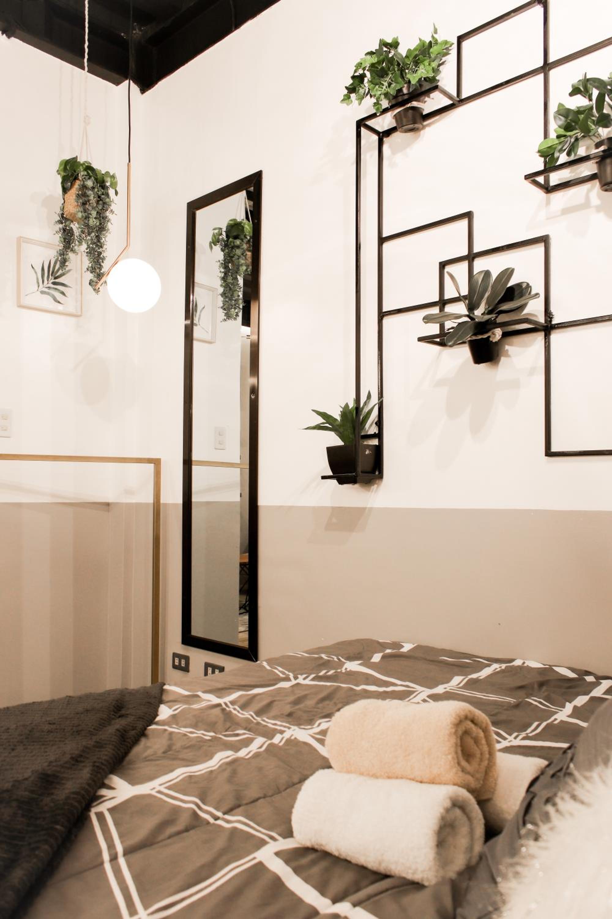 JMO Apartments