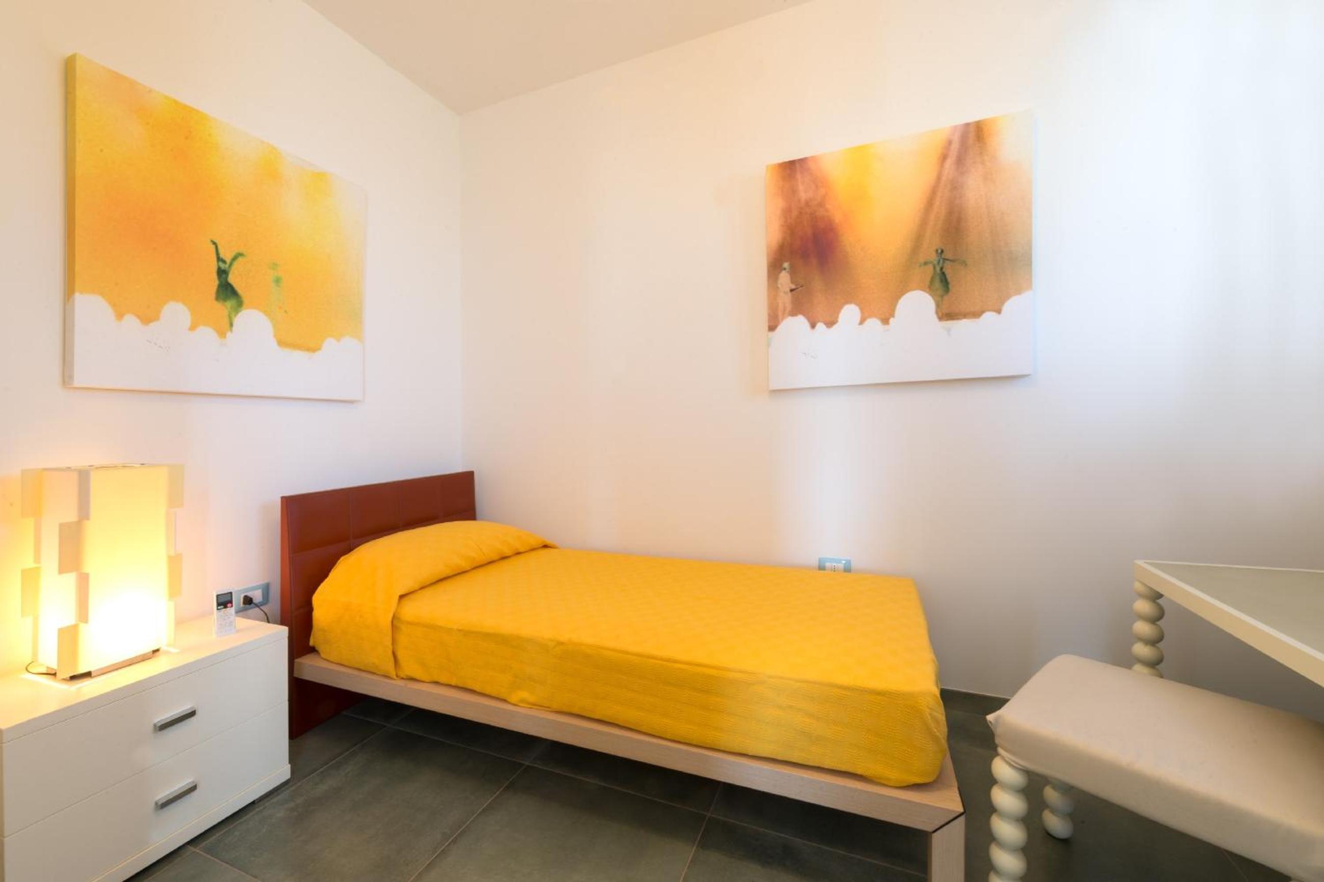 Deluxe Pescoluse Holiday Homes