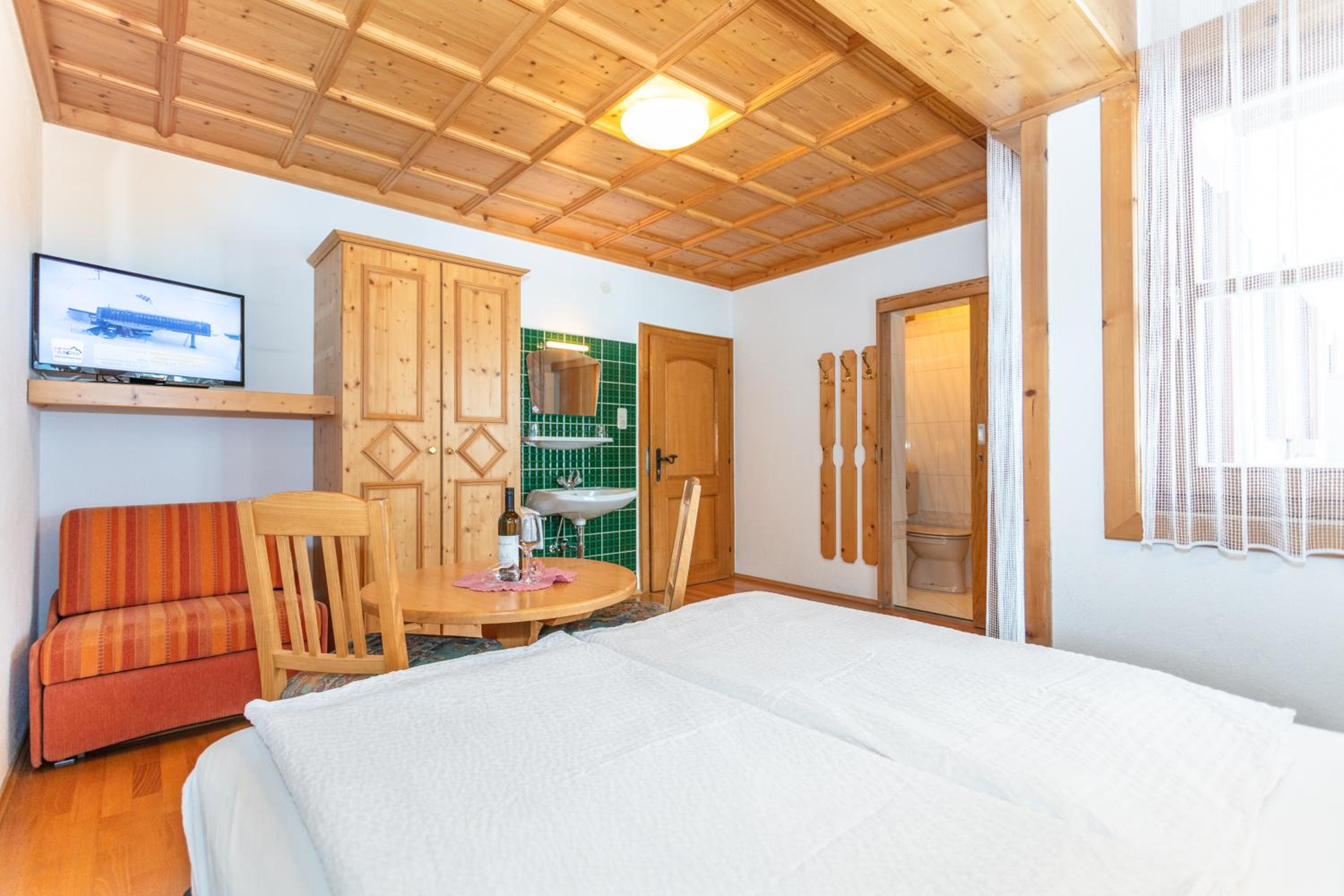 lechner living apartments