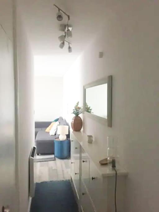 Cosy studio flat, great location!