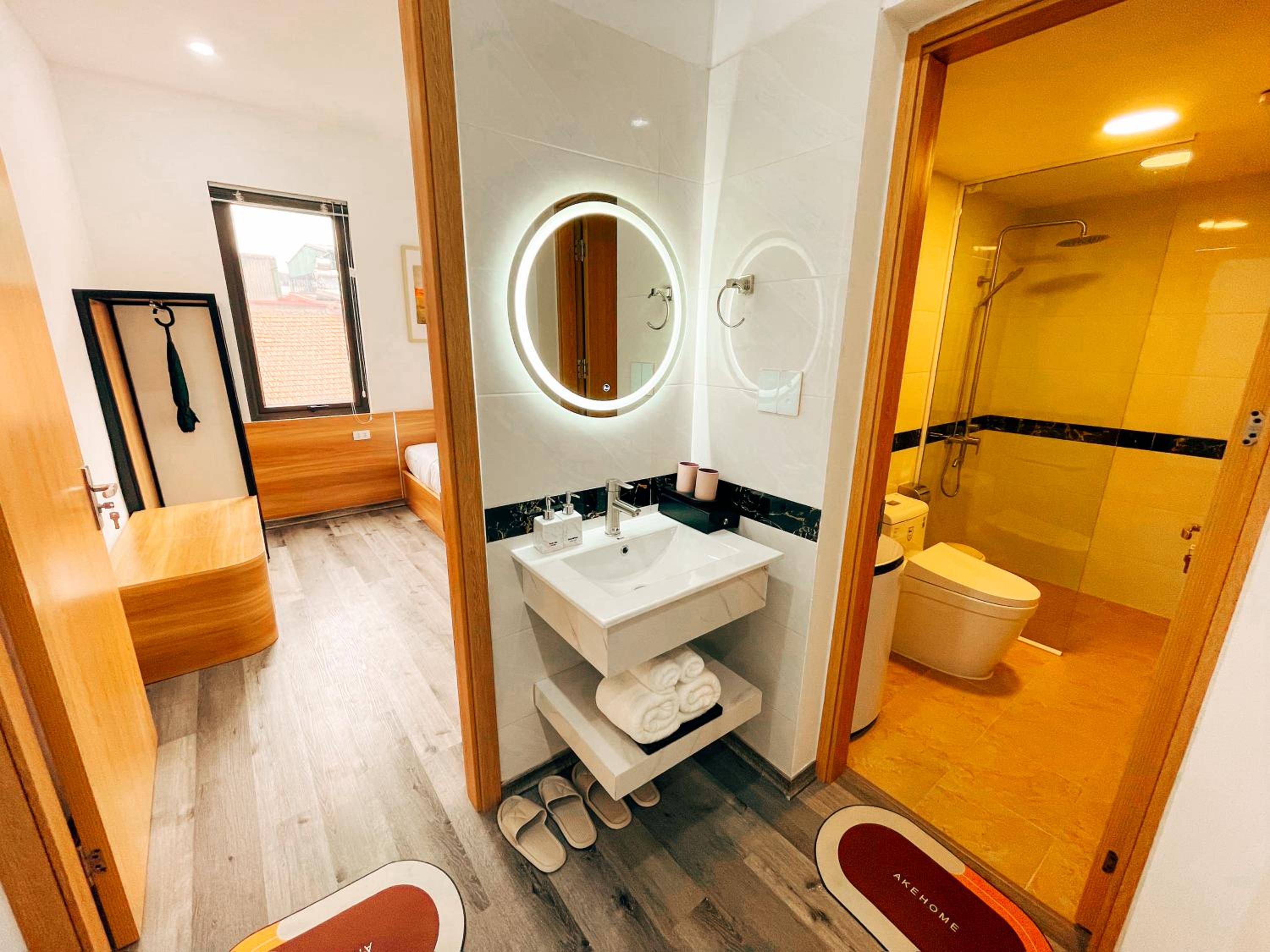 Mango Apartment (Hanoi Railway Station)