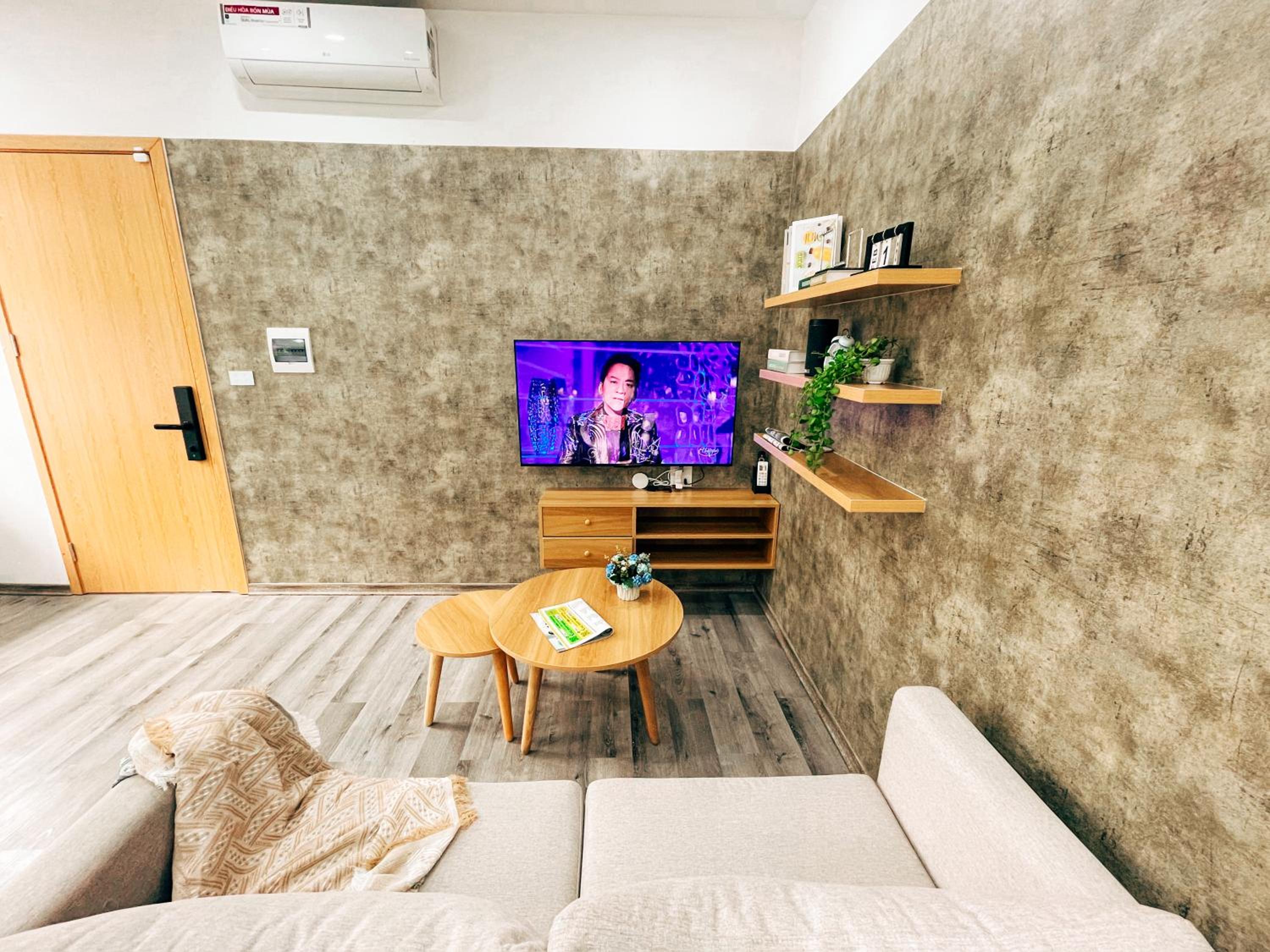 Mango Apartment (Hanoi Railway Station)