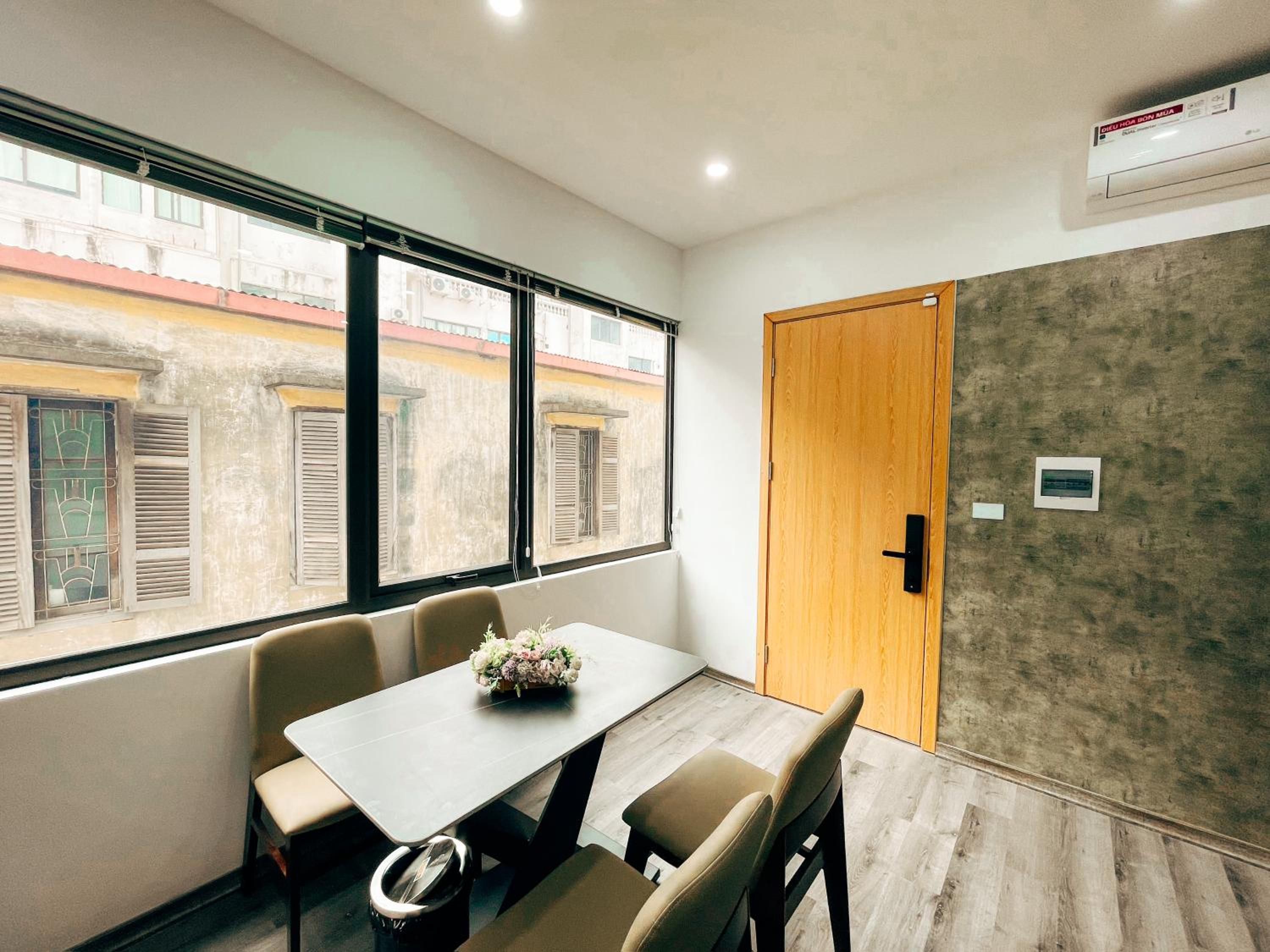 Mango Apartment (Hanoi Railway Station)