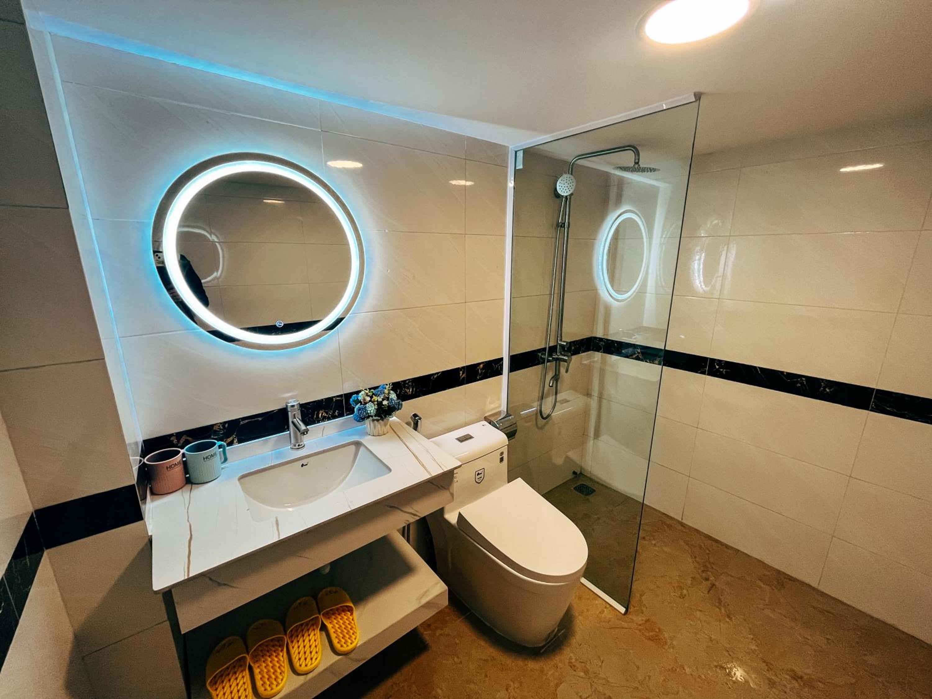 Mango Apartment (Hanoi Railway Station)