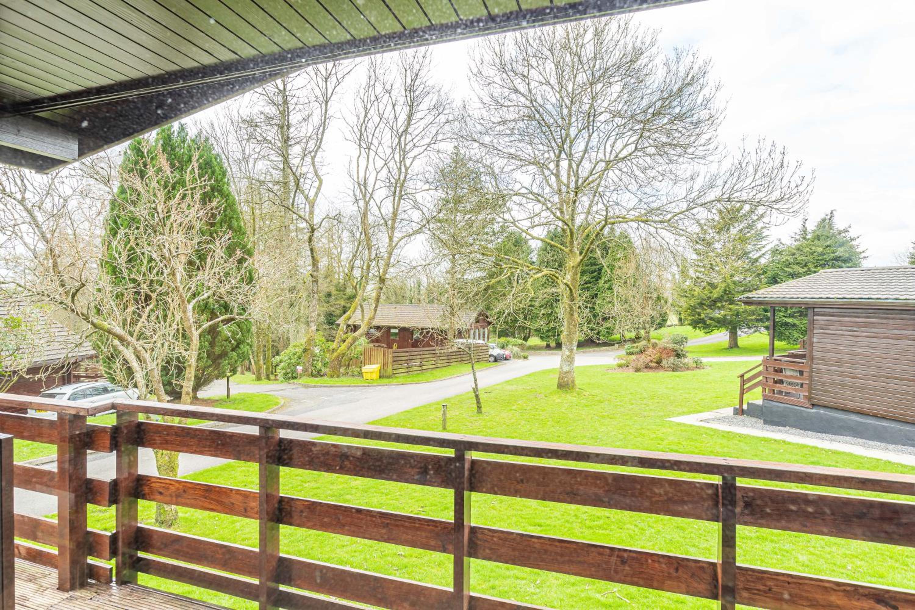 Bluebell Lodge 3 with Hot Tub