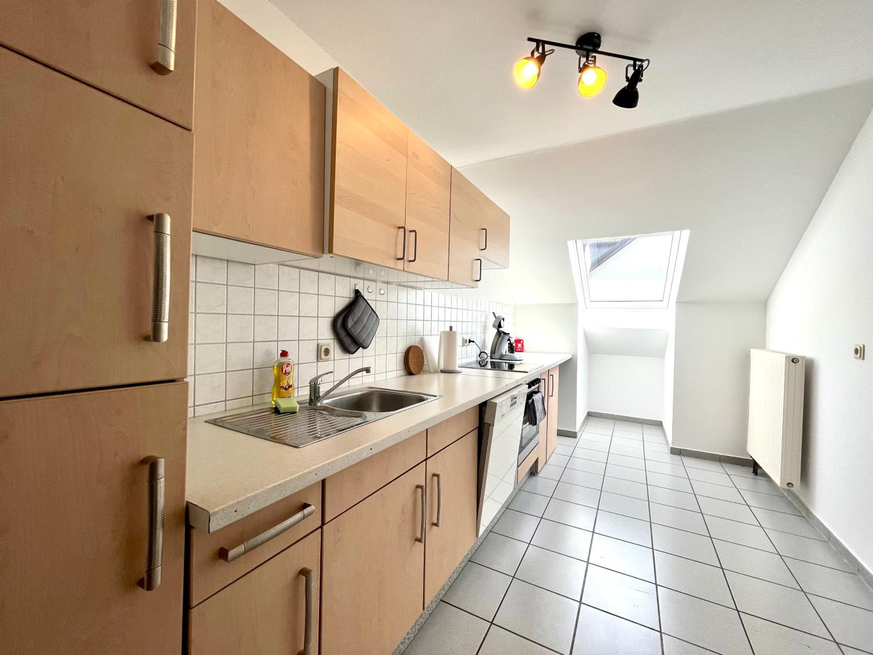 favstay Industrialstyle 2-Zimmer 60qm mit Balkon, Panarbora Fernblick, 55" TV & Netflix, 55Mbit WLAN, Parkplatz, photo 18
