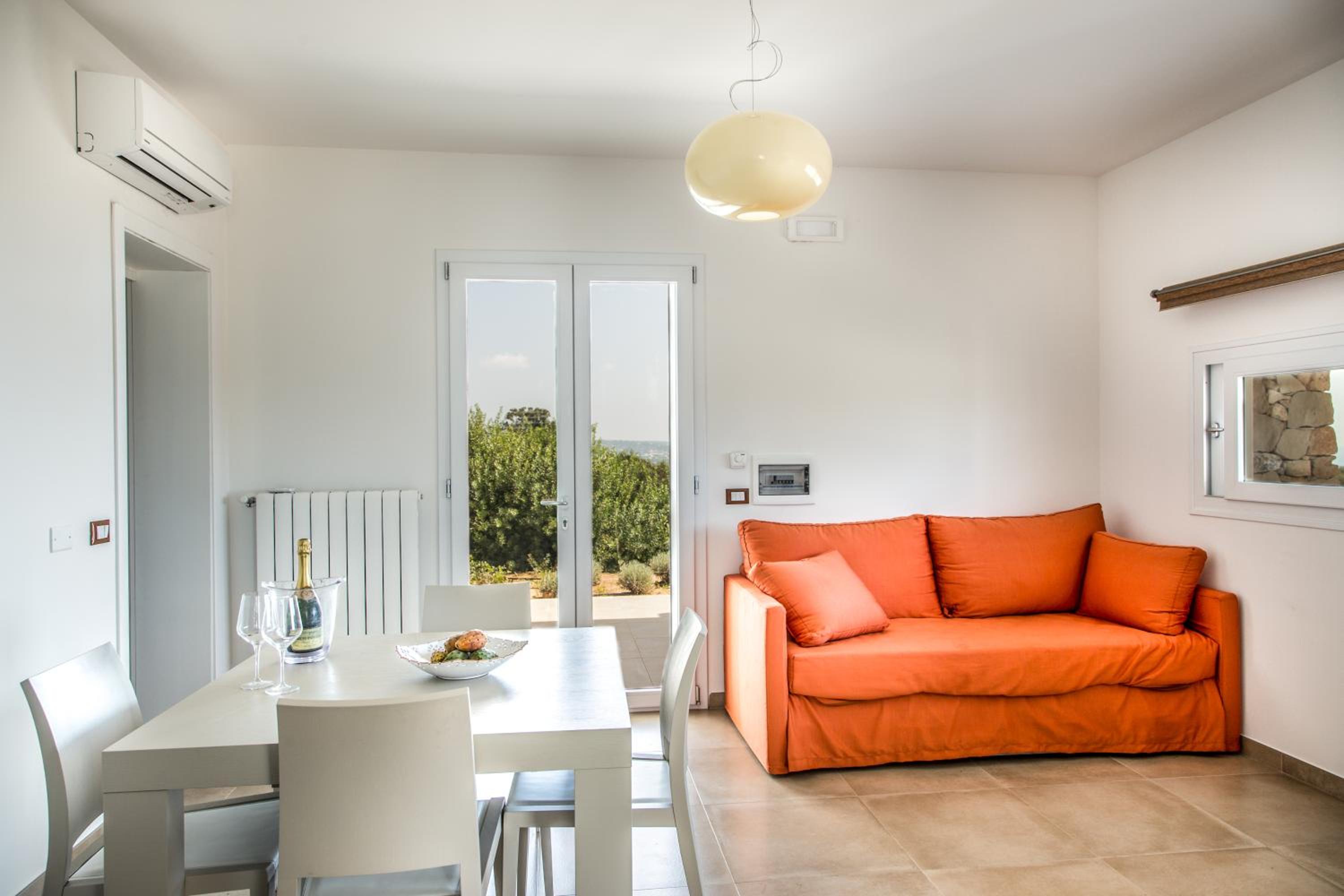 Deluxe Pescoluse Holiday Homes