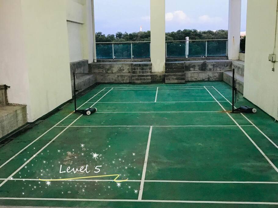 Palazio Mount Austin JB Studio Pool view with TV box-3 plus 1 pax C2-07