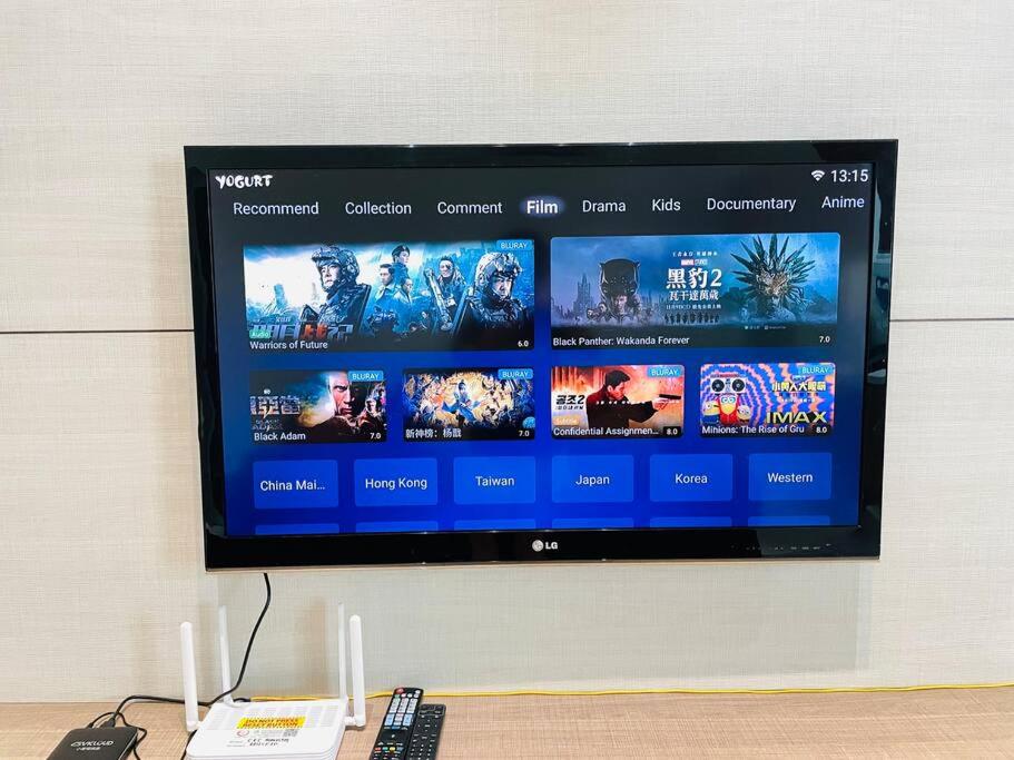 Palazio Mount Austin JB Studio Pool view with TV box-3 plus 1 pax C2-07