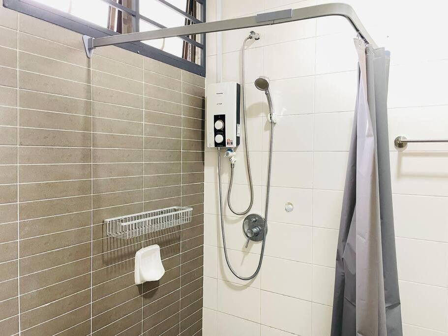 Palazio Mount Austin JB Studio Pool view with TV box-3 plus 1 pax C2-07