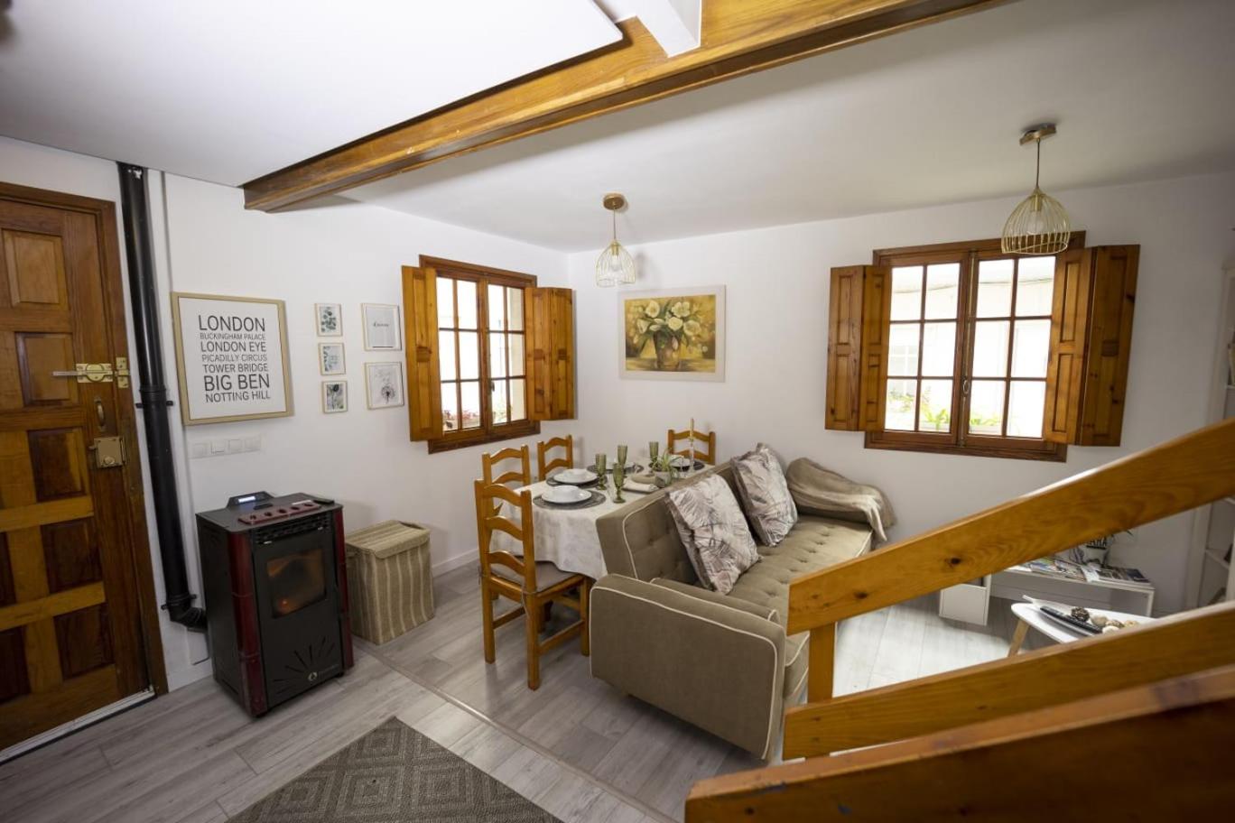 Casa Poulo Padrón