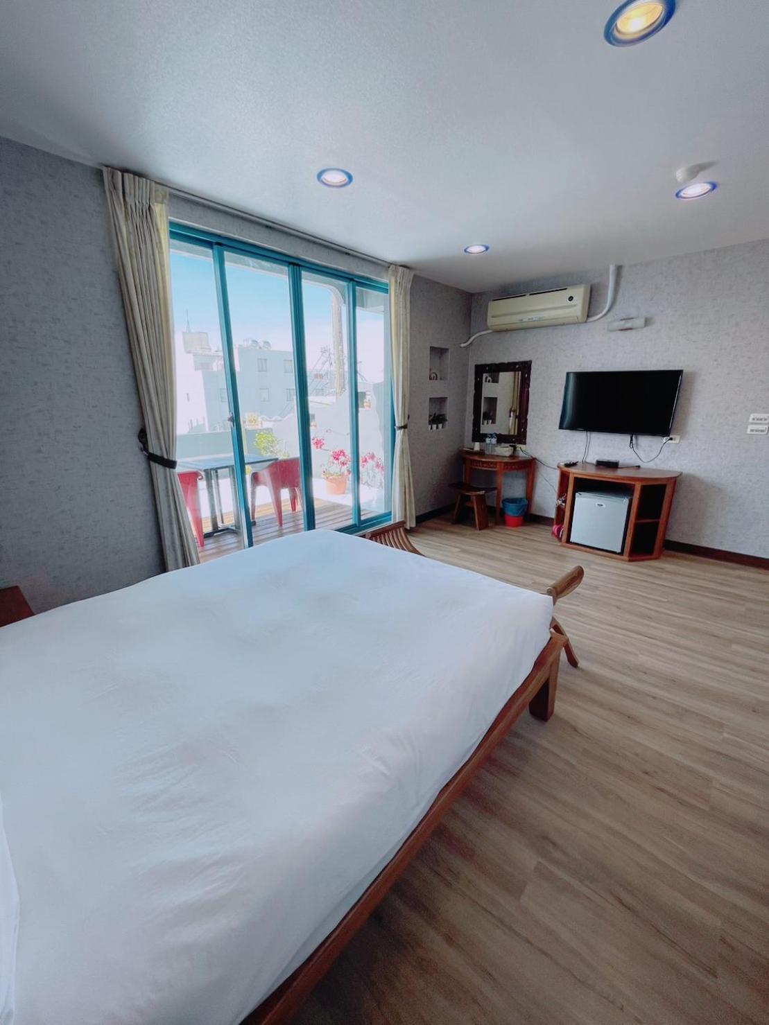 Blue Sea Inn