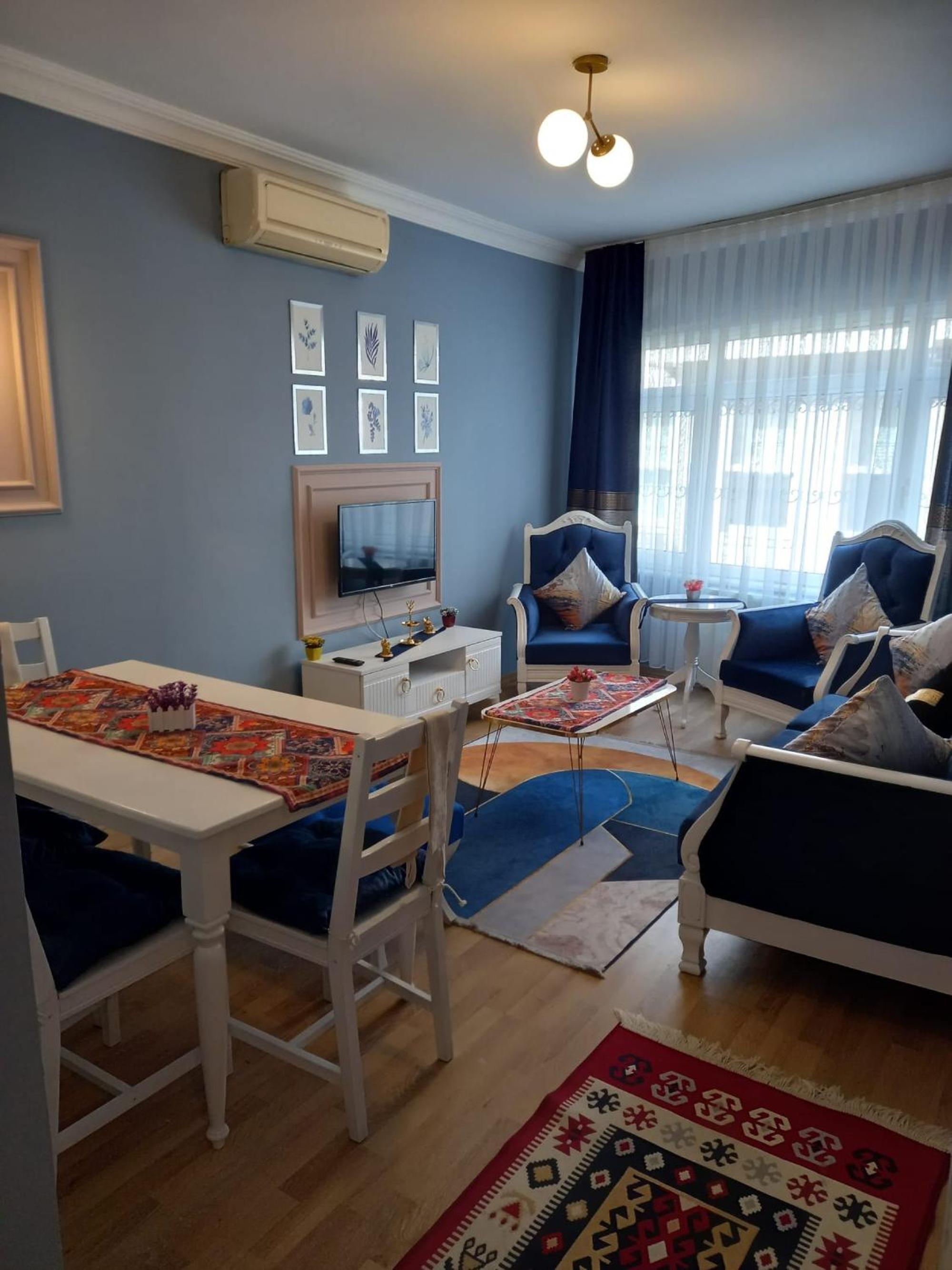 Emirhan Guesthouse & Suites