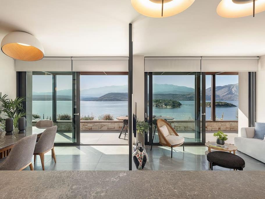Vicky's Island View