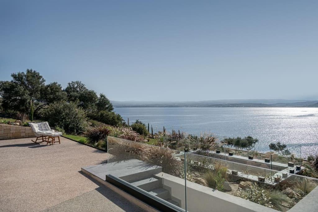 Vicky's Island View