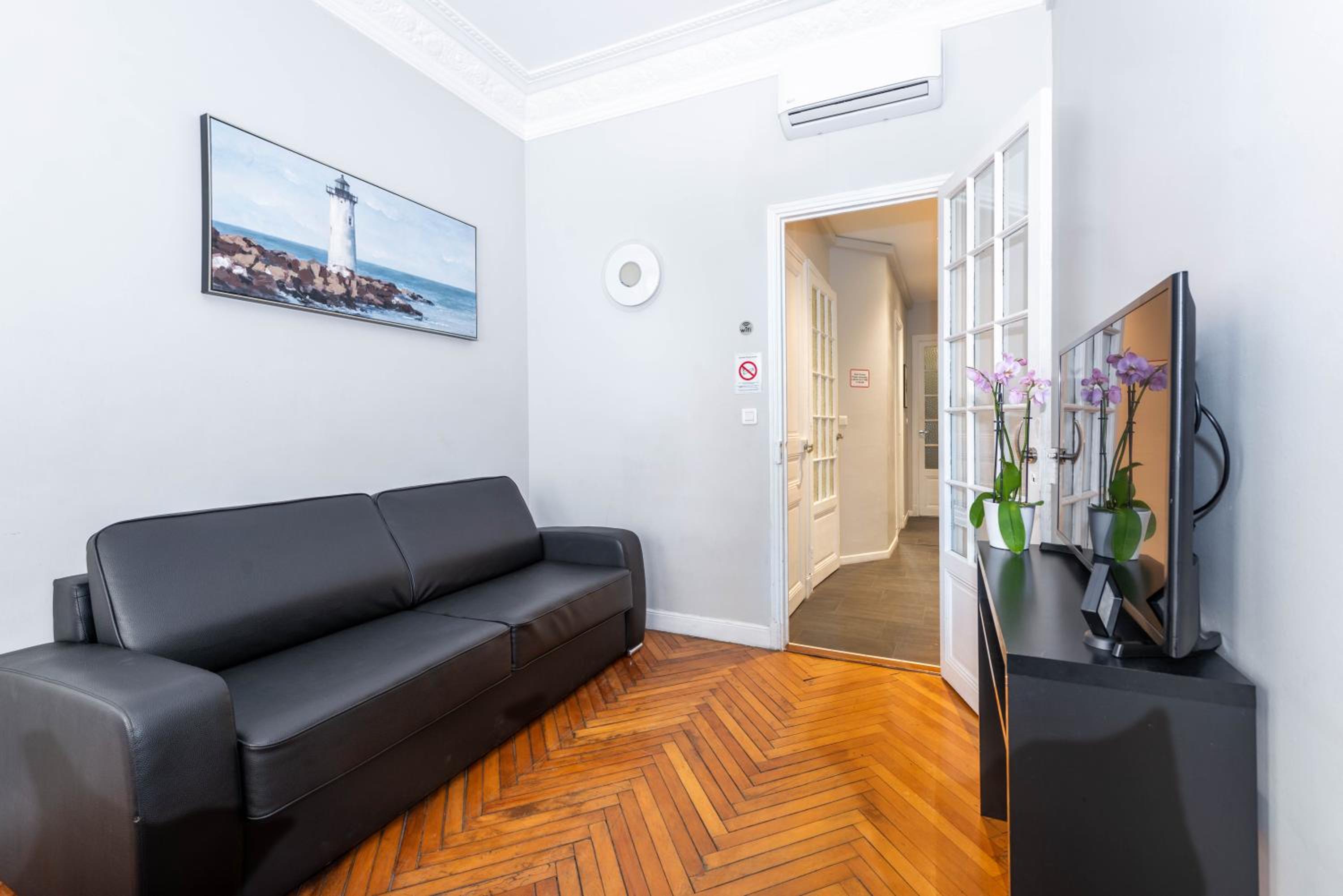 Nice Central Art Deco Flat 45 m² photo 2