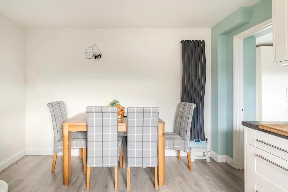 Oris Hut Stylish Ensuite Room Near Luton Airport view 5