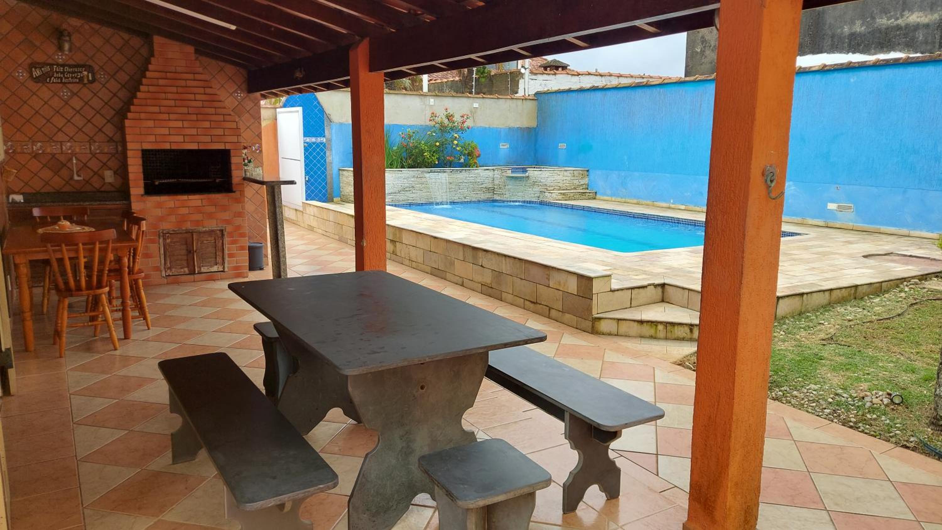 Paraíso Beira Mar, Casa Temporada Itanhaém, 30m Praia, Vista Mar, Piscina, Hidro, Wi-Fi 500 mb, Snooker, Churrasqueira, Garagem Grande, Lazer e Descanso
