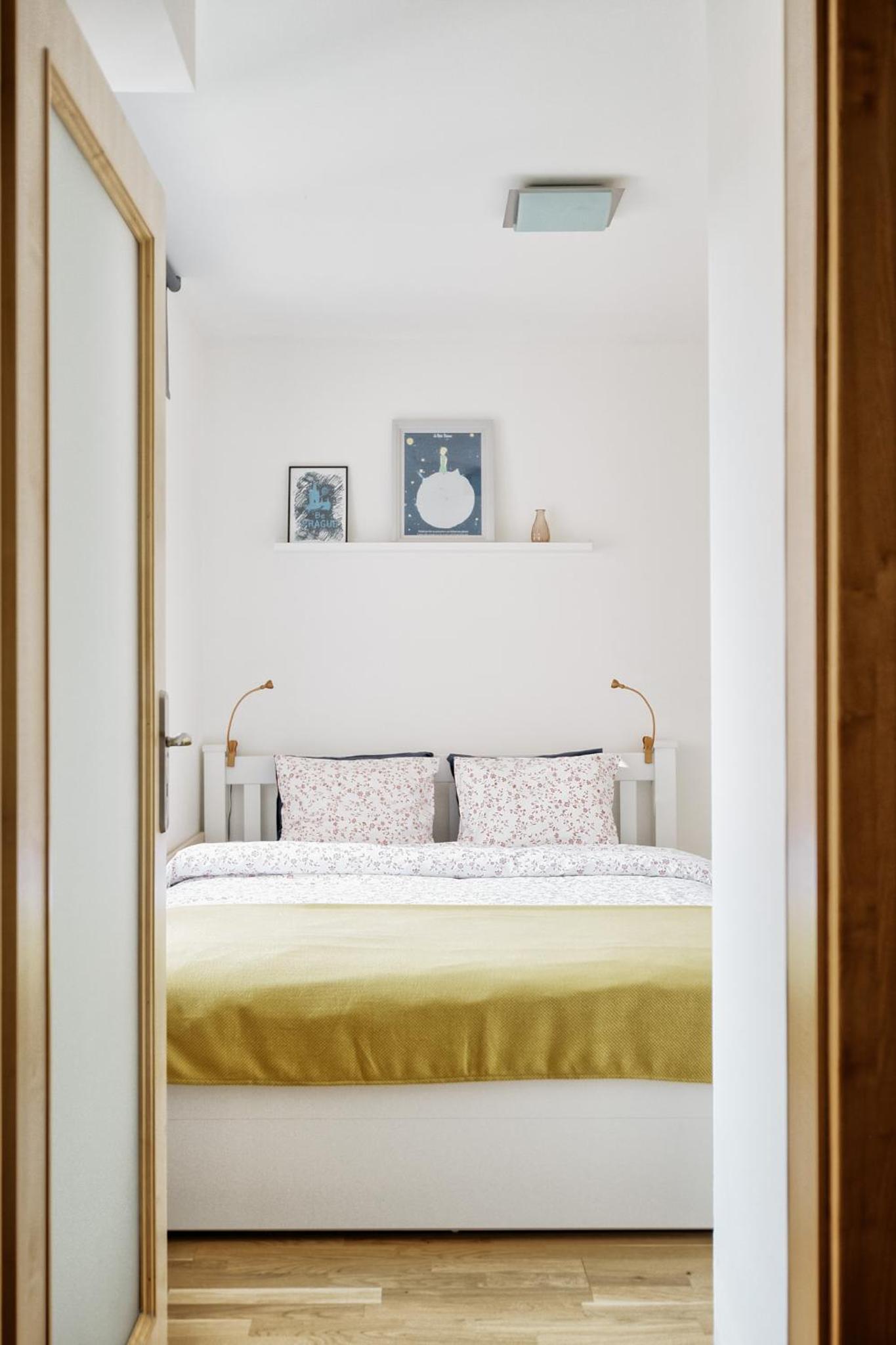 LIL Apartment with Tyn Cathedral View, Parking & AC