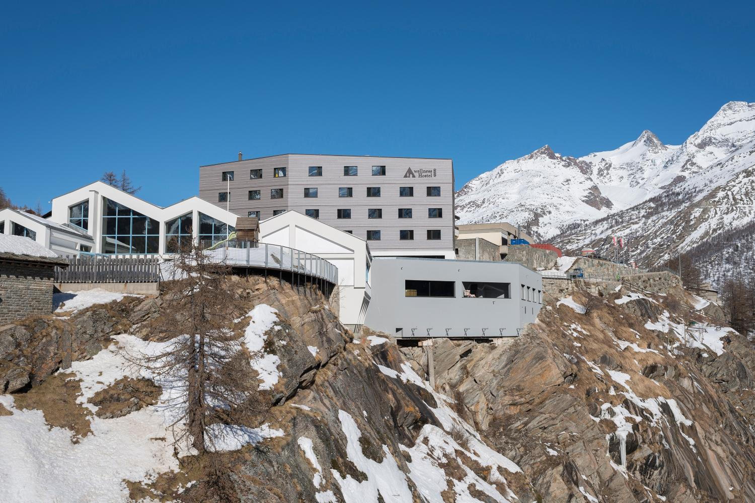 Saas-Fee wellnesshostel4000