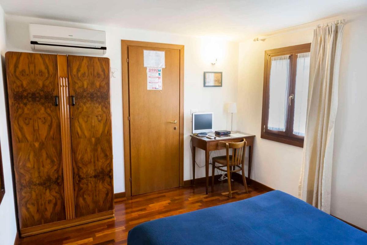 Fujiyama B & B