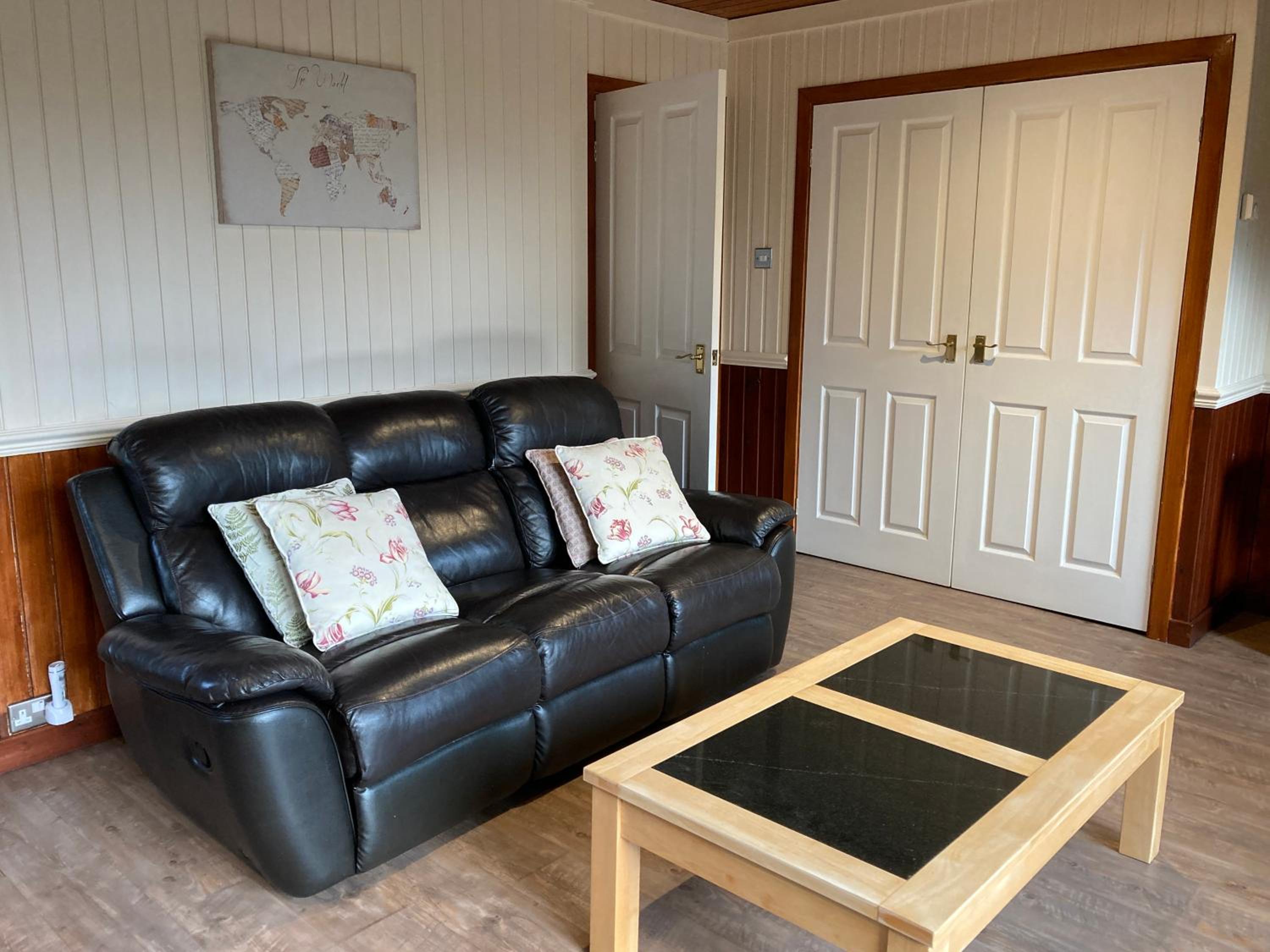 Bluebell Lodge 5 with Hot Tub