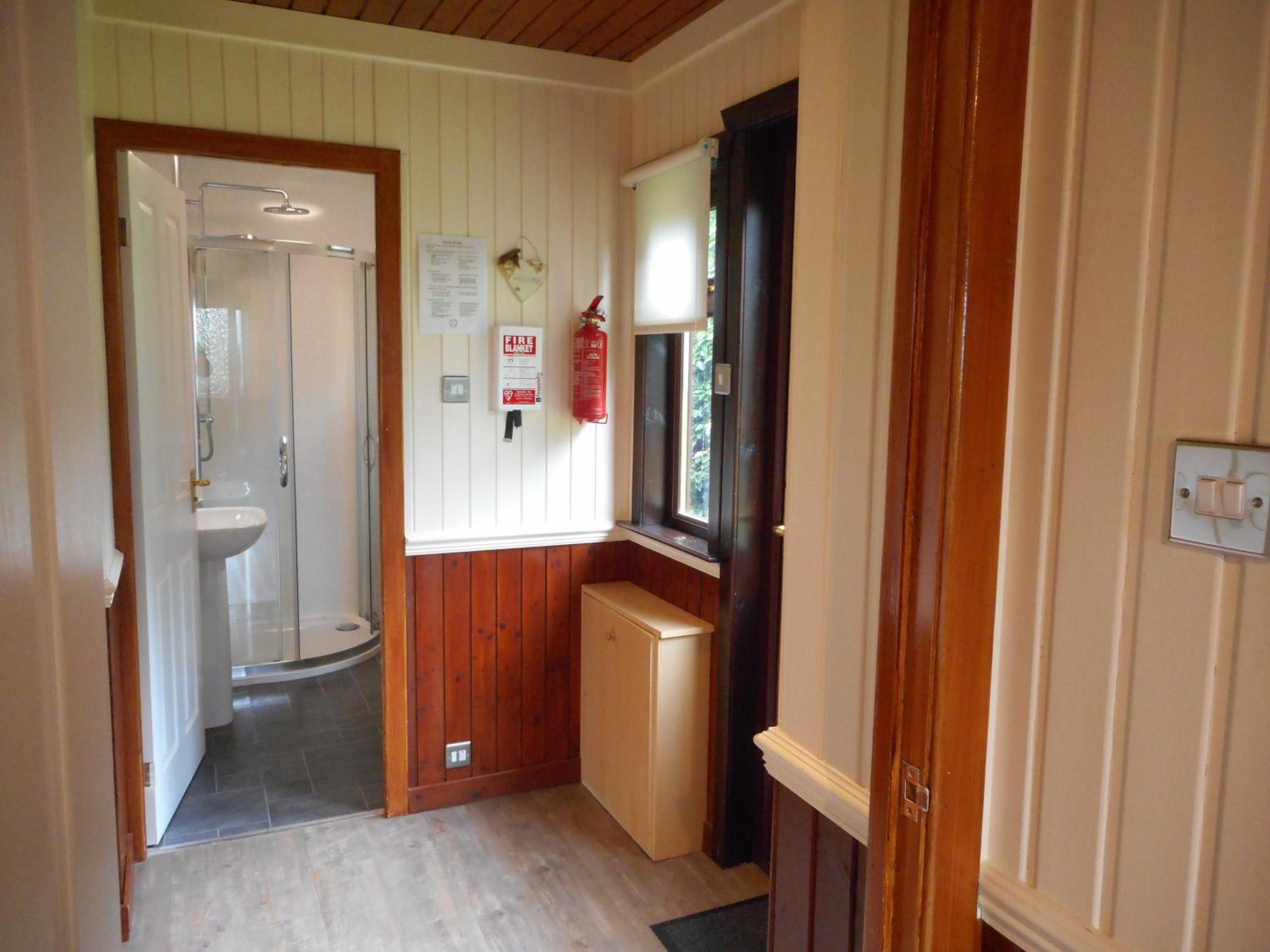 Bluebell Lodge 5 with Hot Tub