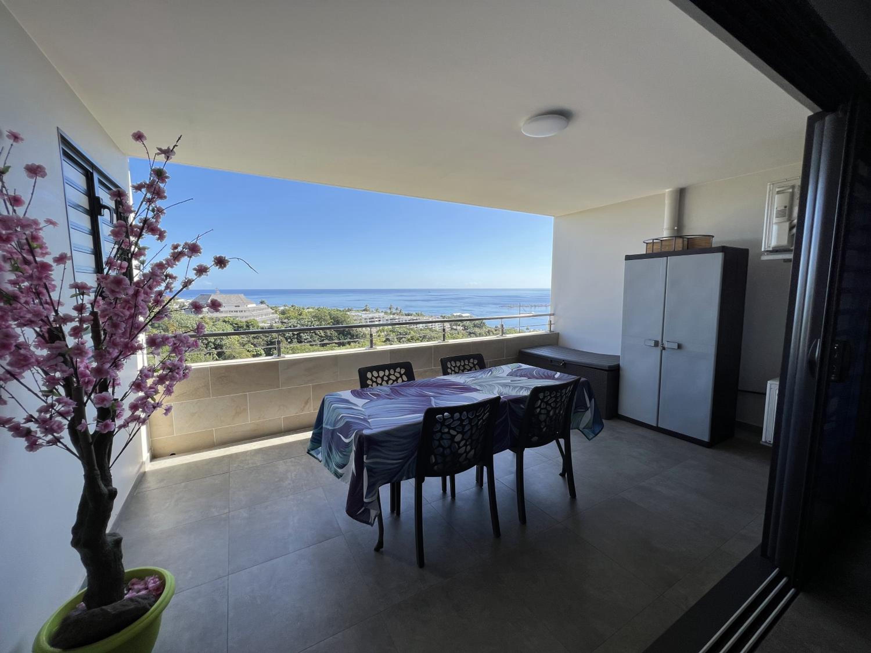 Charmant F2 à SkyNui, piscine de 25m et vue mer view 5