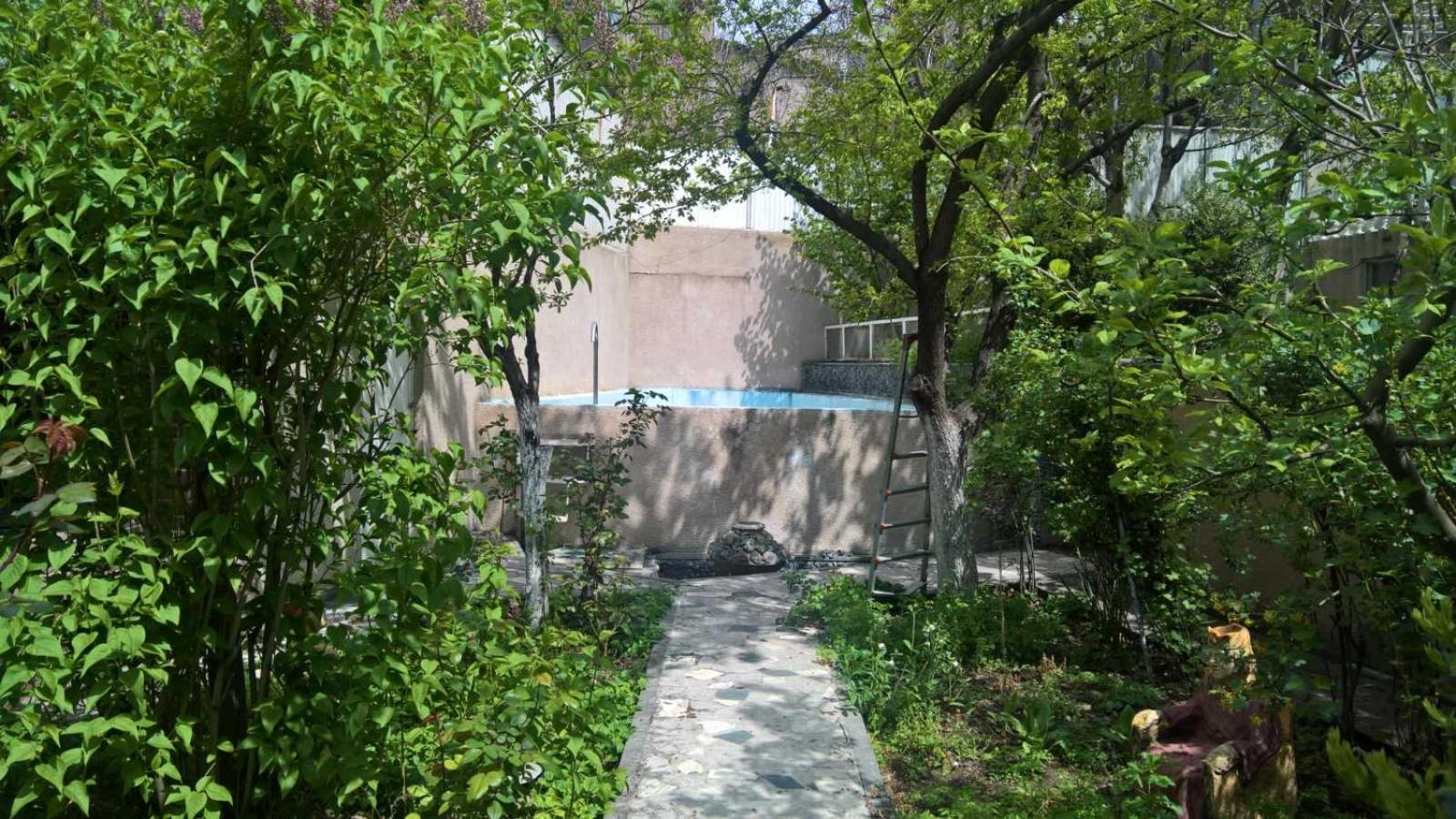 Classic Apartment on Kievyan