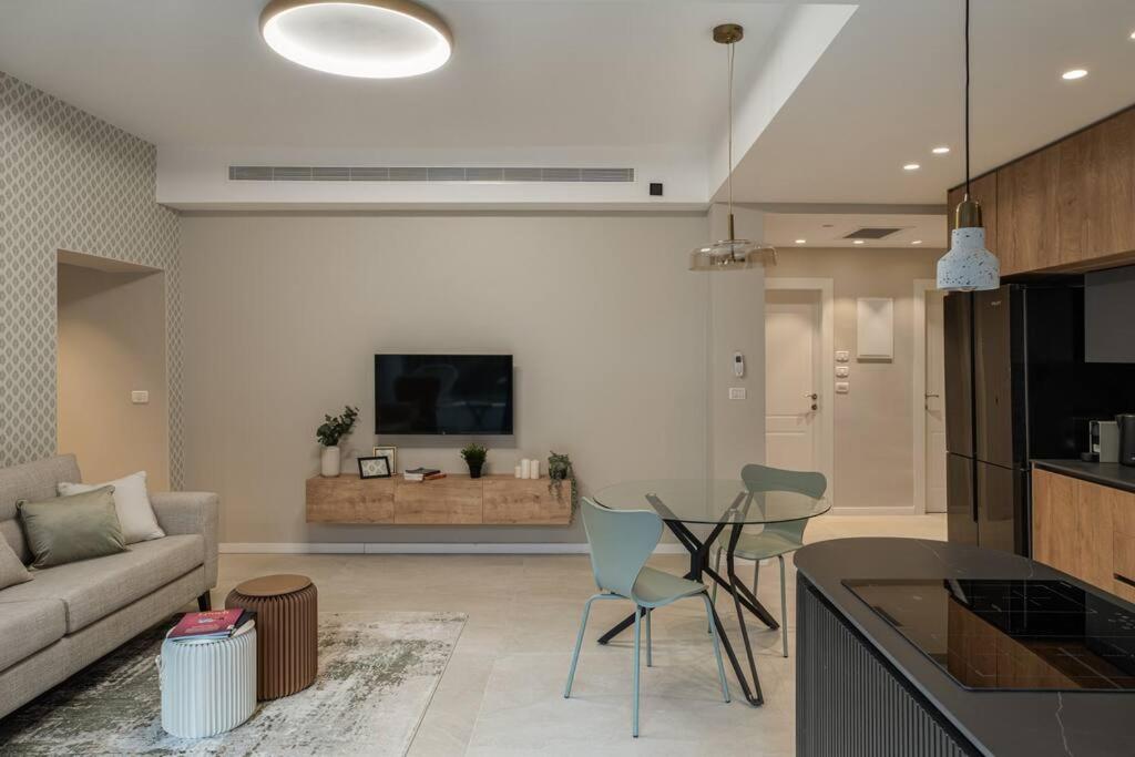 Talbiye brand new luxury place view 2