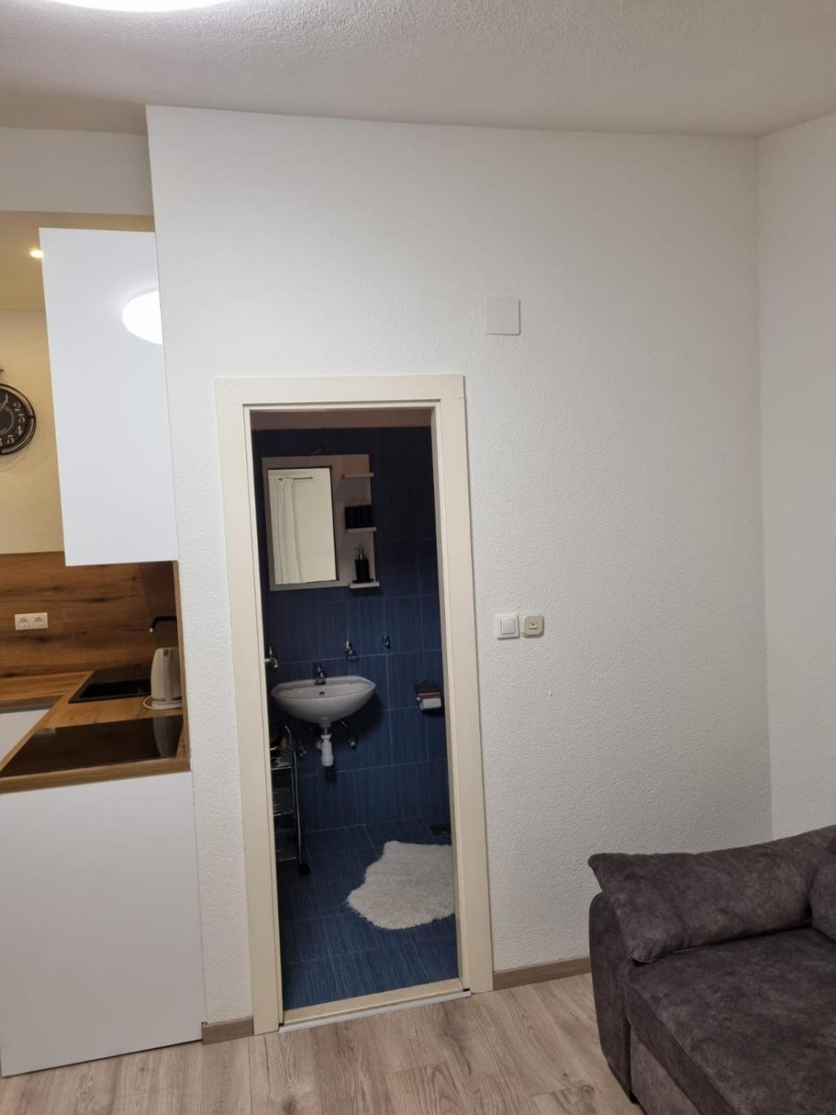 Photo 42
