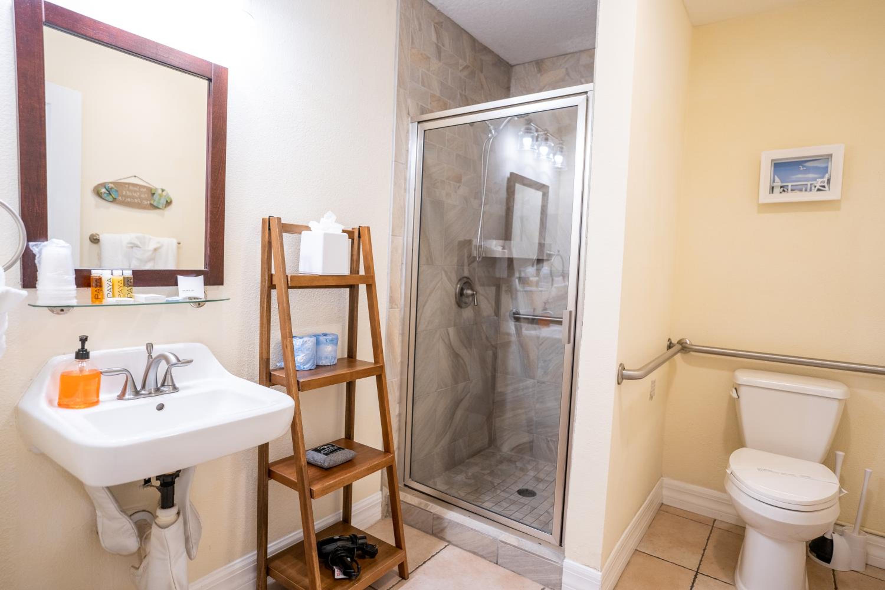 The Capri at Siesta - Property Image 109