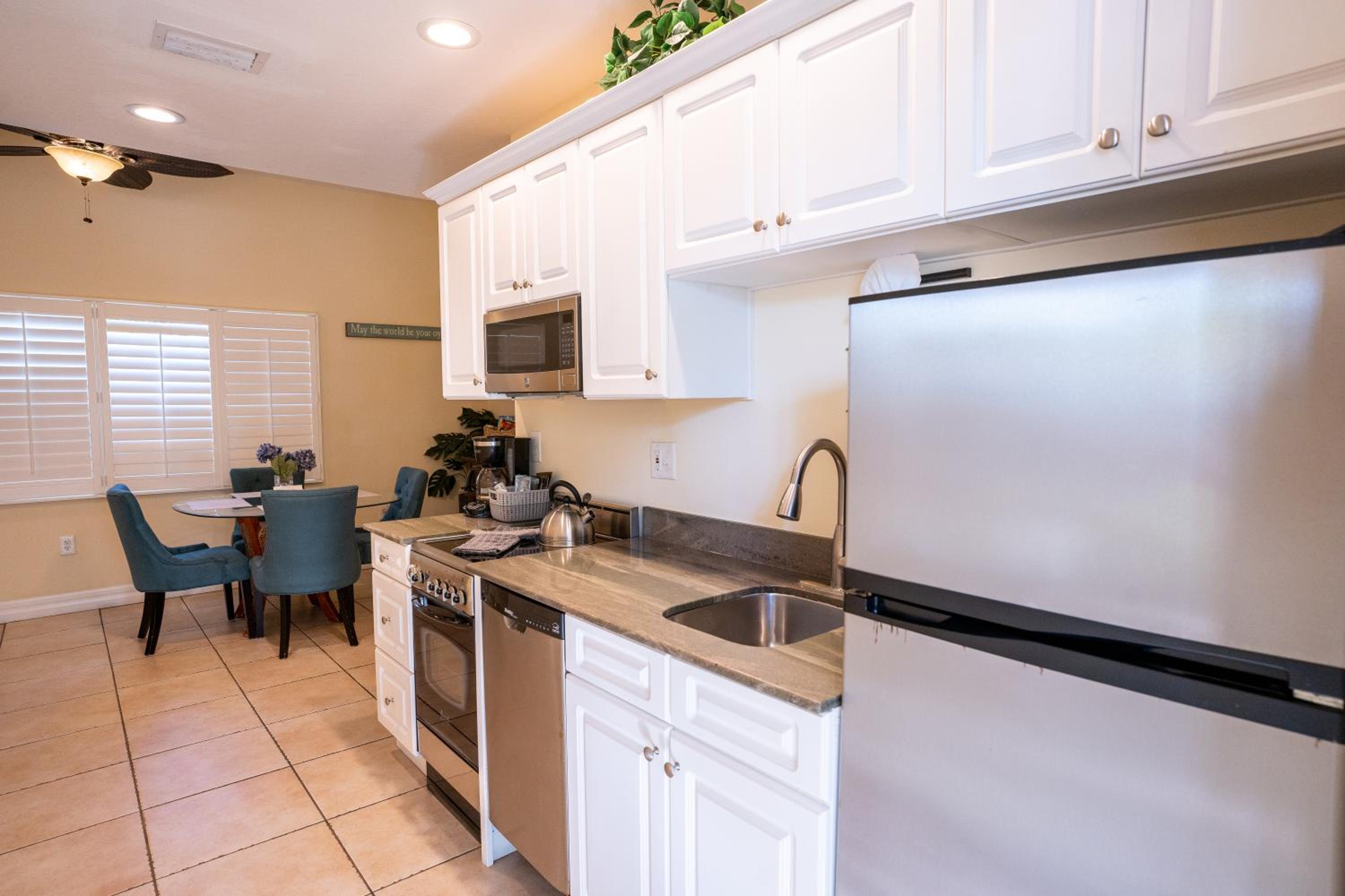 The Capri at Siesta - Property Image 115