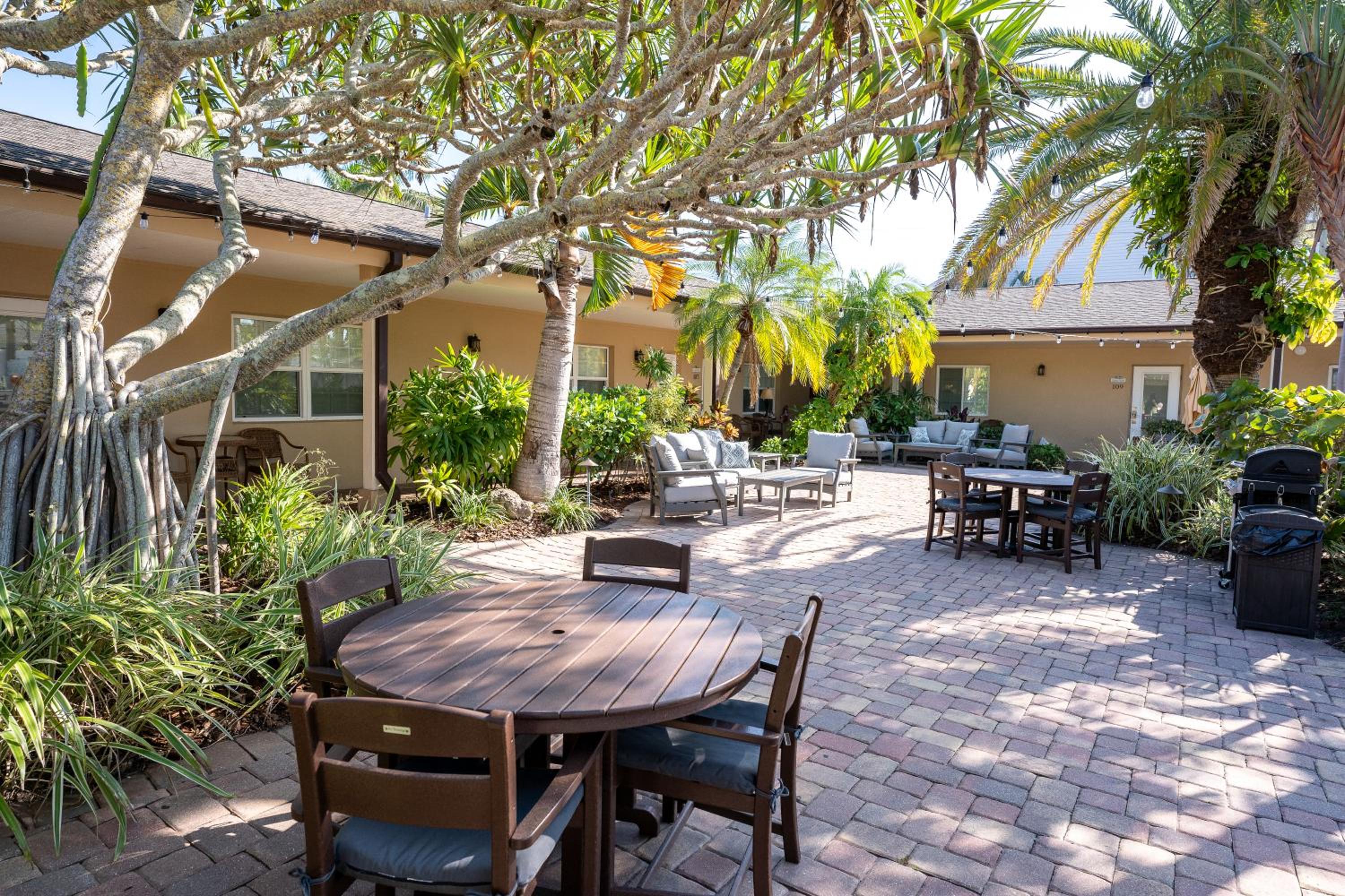 The Capri at Siesta - Property Image 28