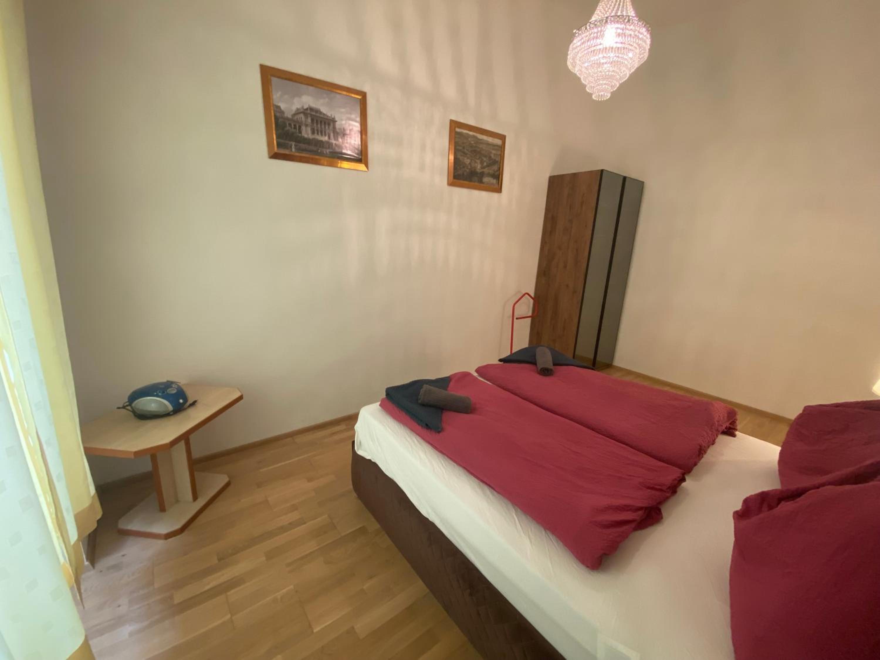 Apartments Opera