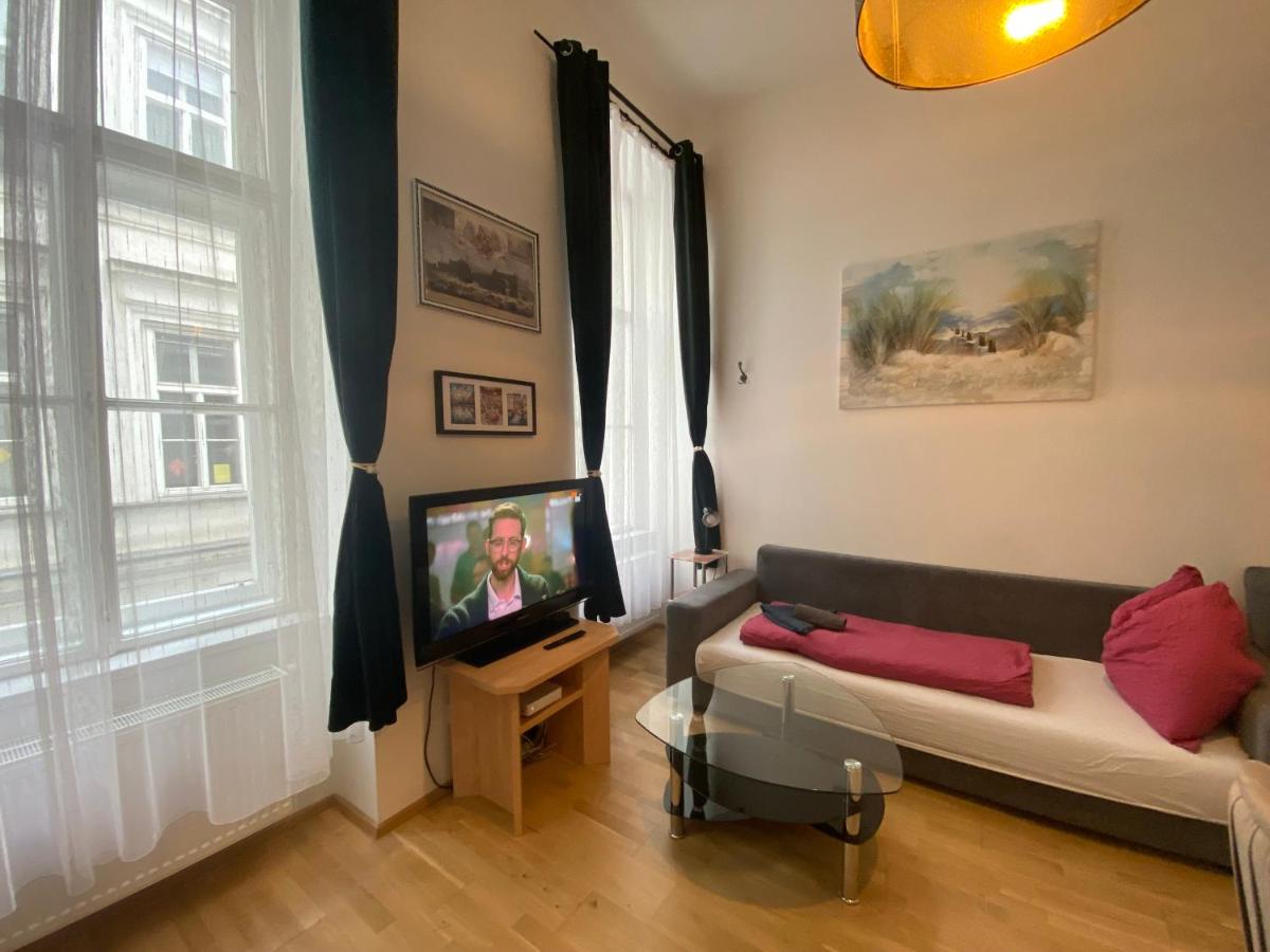 Apartments Opera