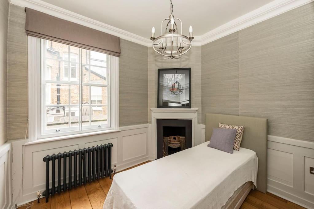 Stunning 3 Bed Townhouse in the heart of Mayfair
