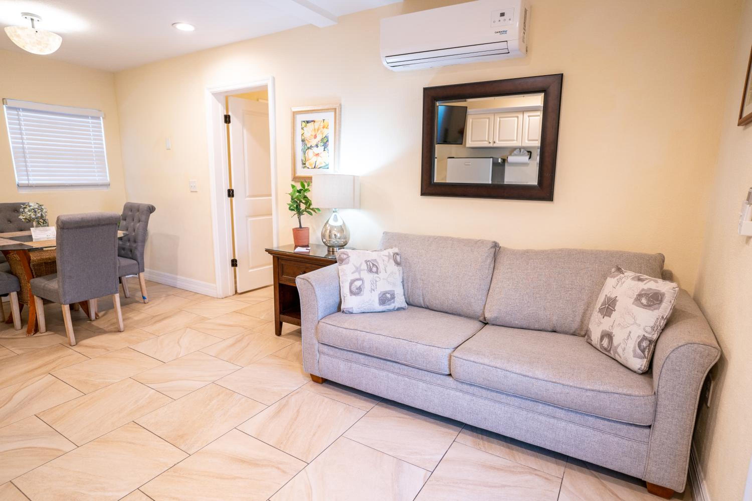 The Capri at Siesta - Property Image 148